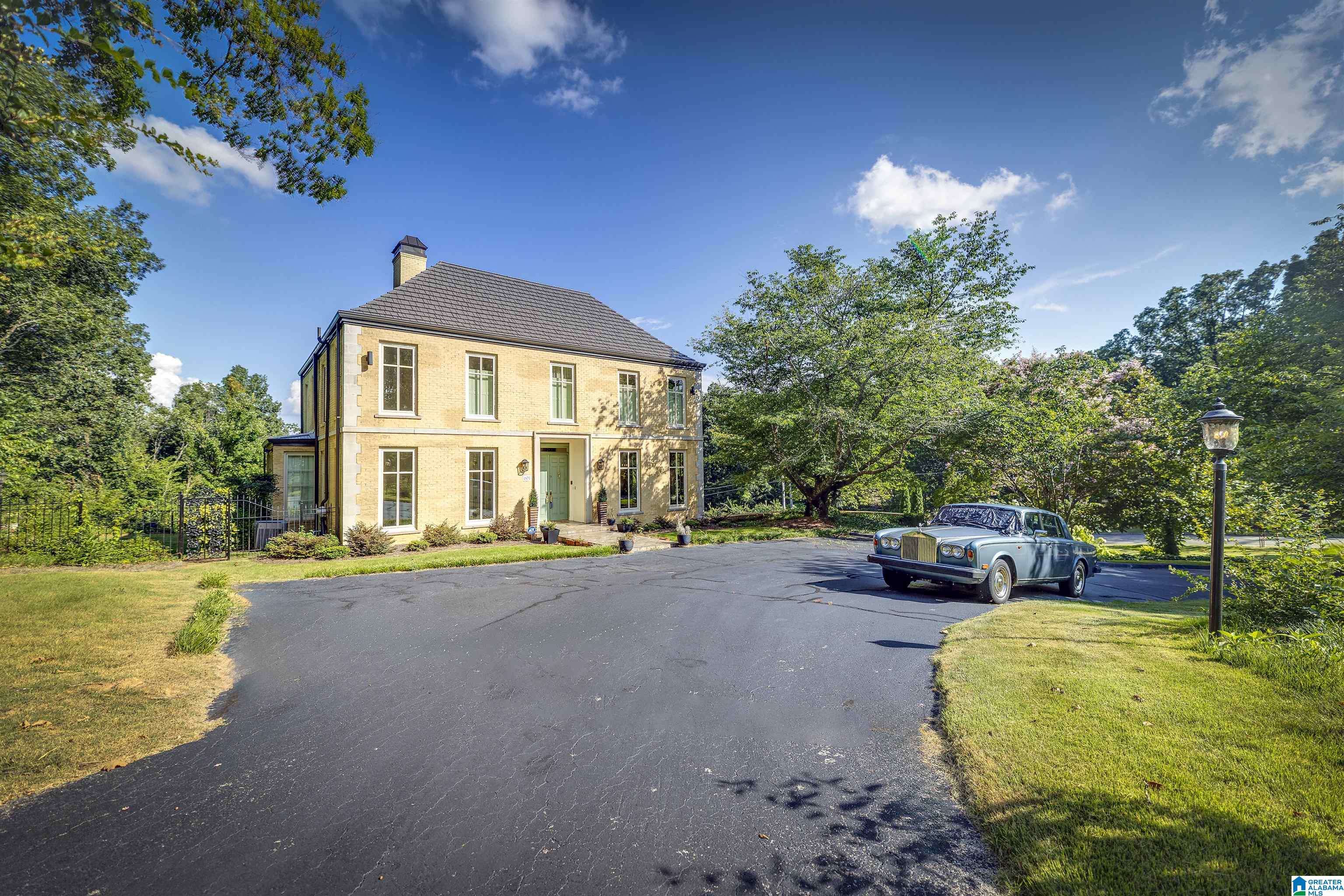 Anniston, AL 36207,601 HILLYER HIGH ROAD