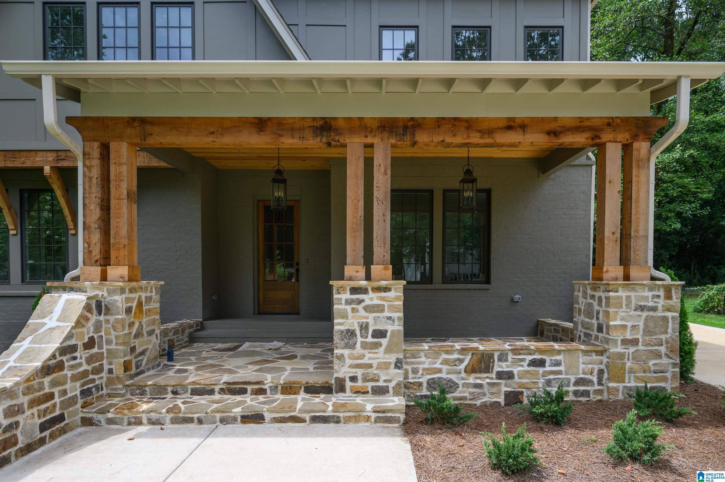 Mountain Brook, AL 35243,3840 CROMWELL DRIVE