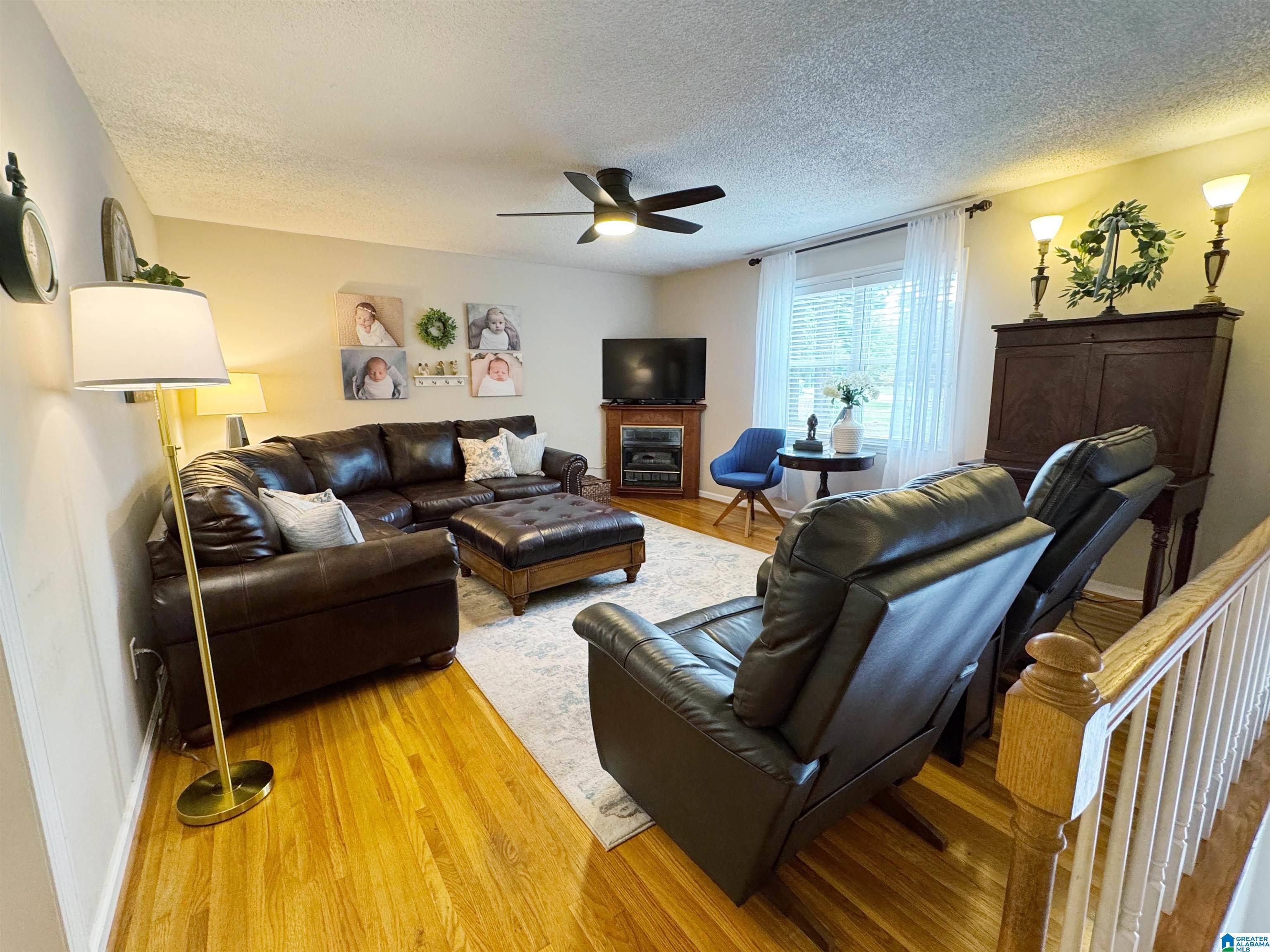 Columbiana, AL 35051,302 TIMBER COVE