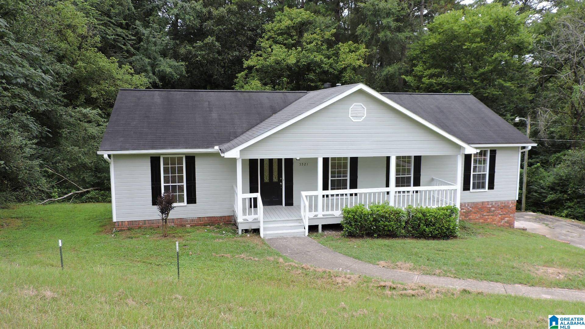 Pinson, AL 35126,5521 KATRIX LANE