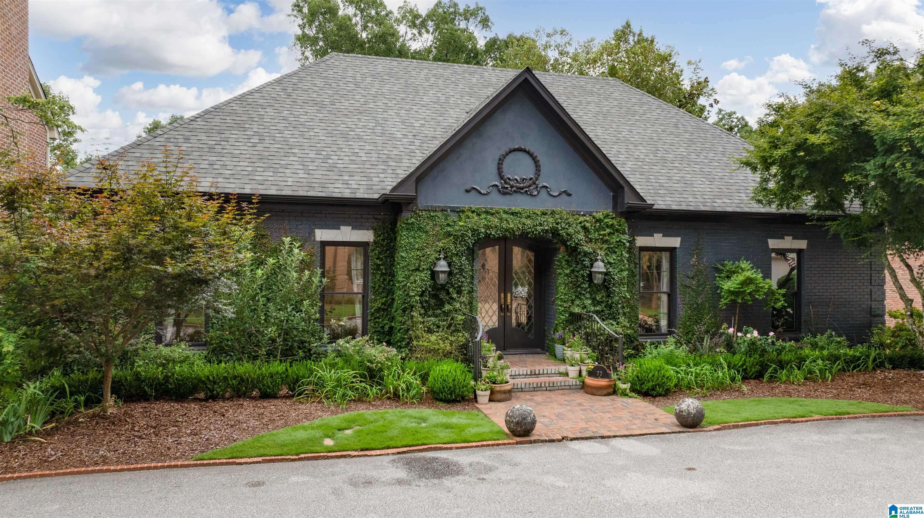 Mountain Brook, AL 35213,77 CROSS CREEK DRIVE E