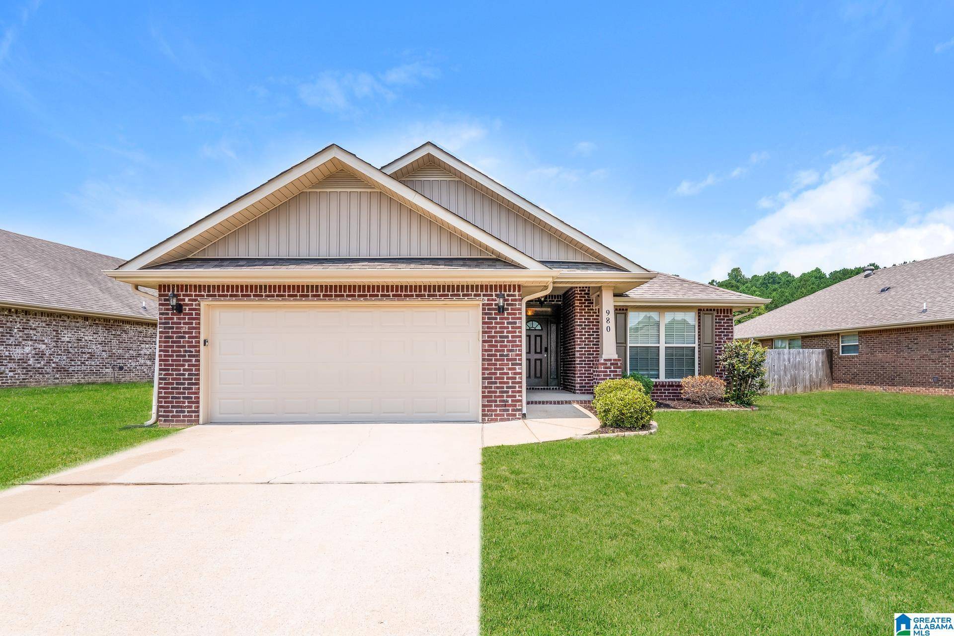 Odenville, AL 35120,980 CLOVER AVENUE