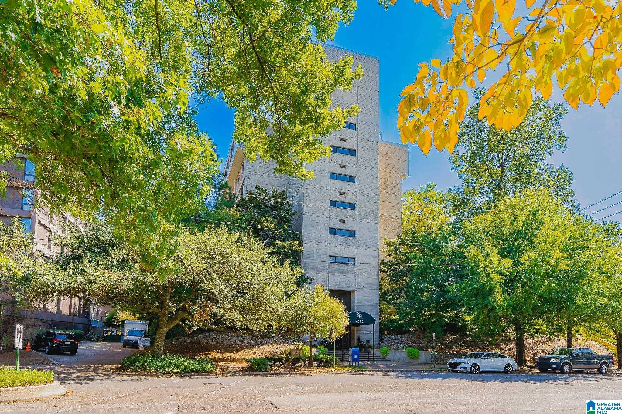 Birmingham, AL 35205,2625 HIGHLAND AVENUE #406