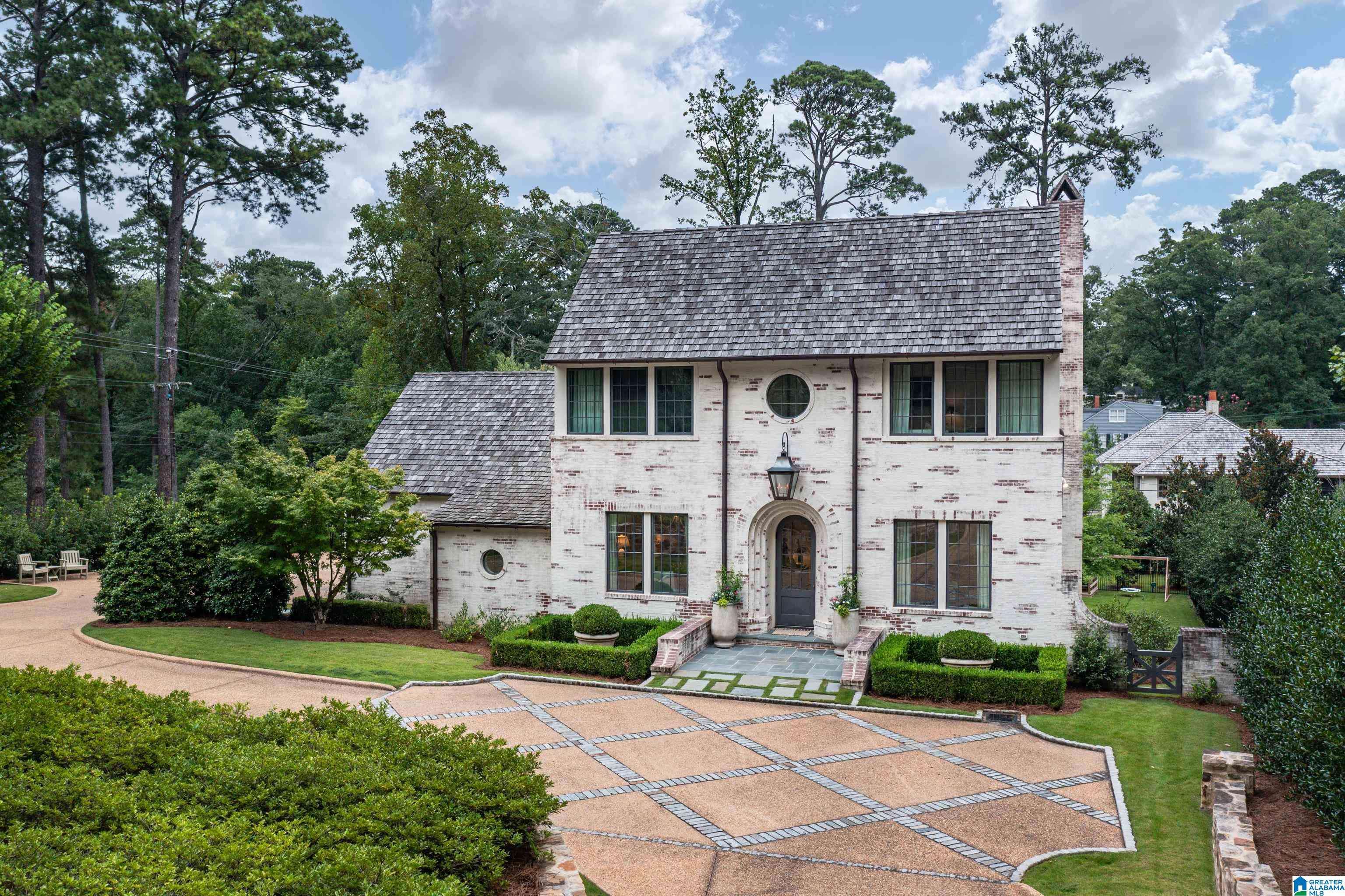 Mountain Brook, AL 35213,3515 PINE RIDGE ROAD