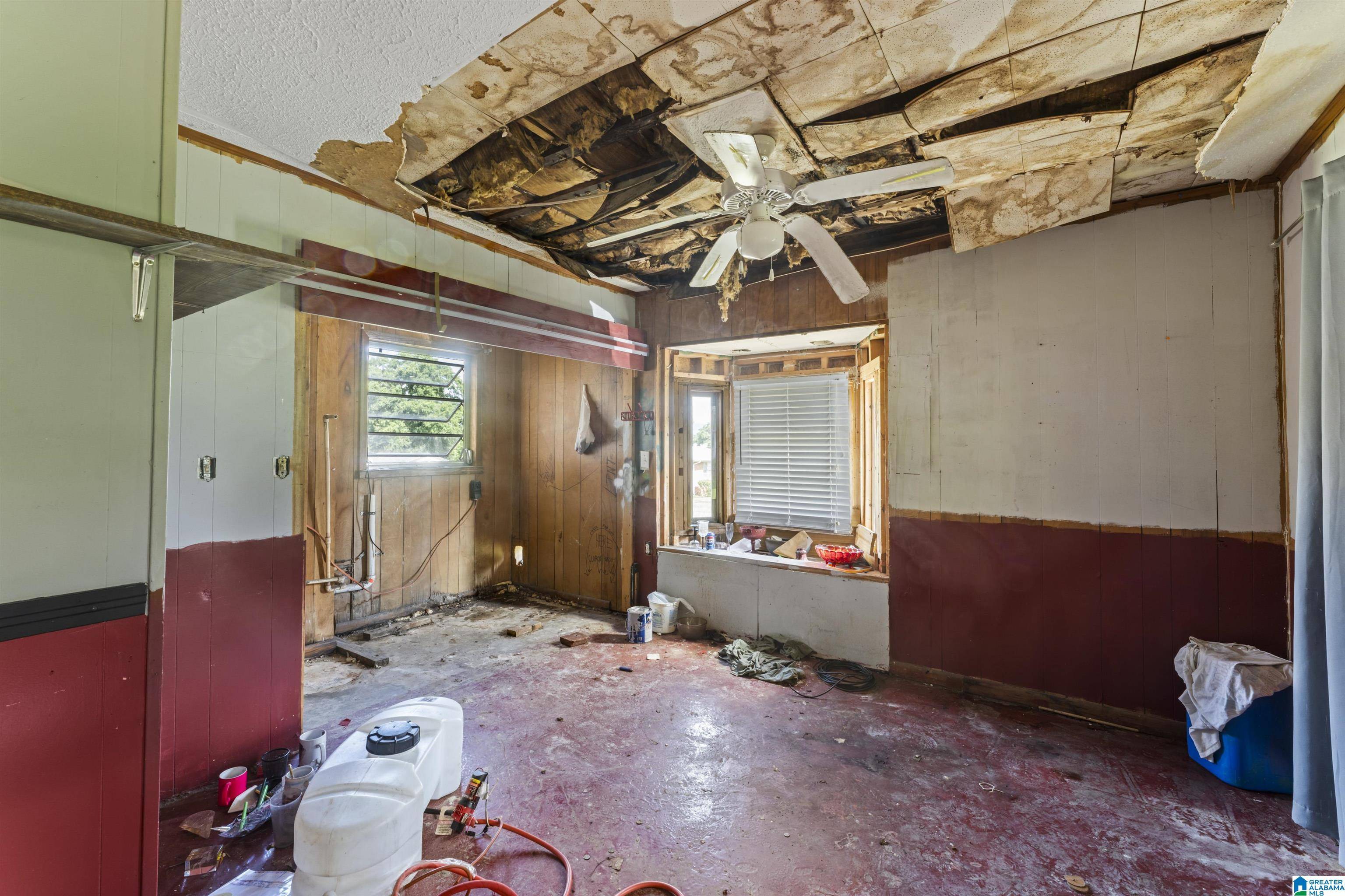 Talladega, AL 35160,385 PINEHURST DRIVE