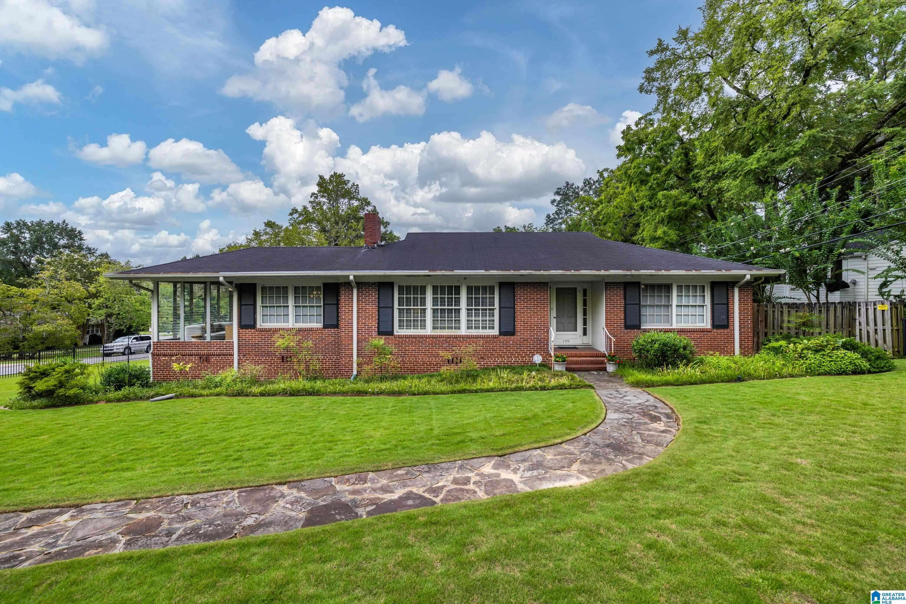 Mountain Brook, AL 35213,799 EUCLID AVENUE