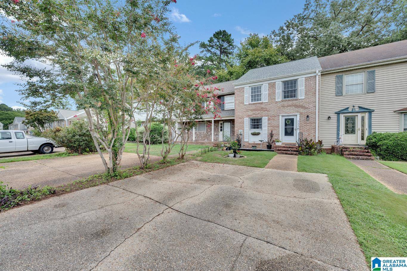 Pelham, AL 35124,733 CAHABA MANOR TRAIL