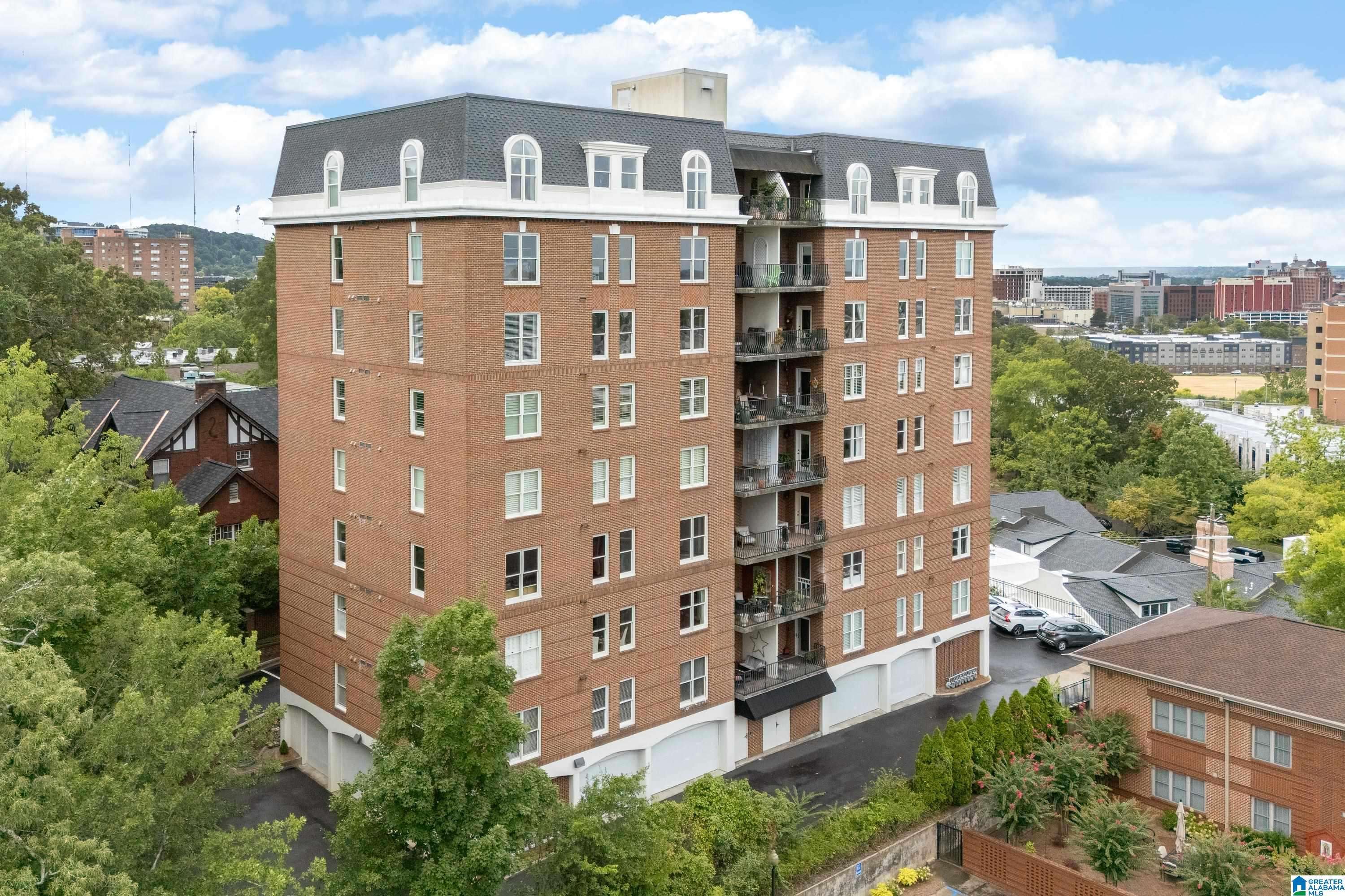 Birmingham, AL 35205,2716 HANOVER CIRCLE S #301