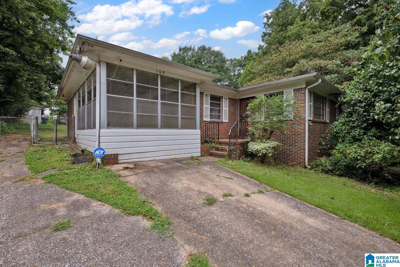 Center Point, AL 35215,109 26TH AVENUE NE