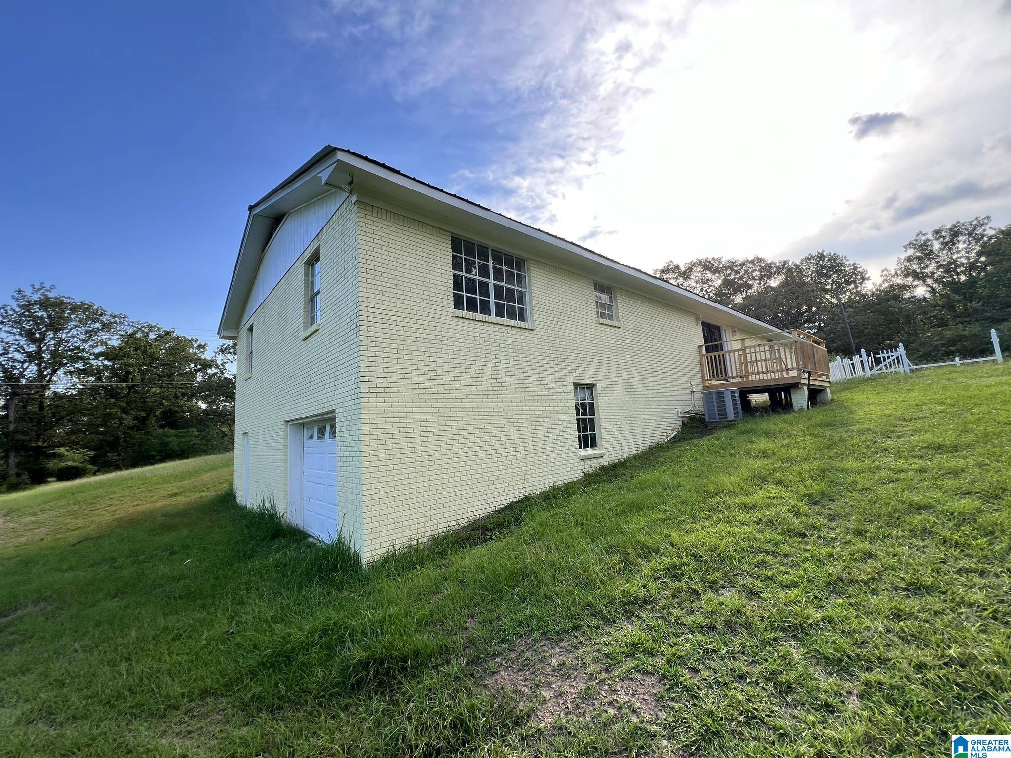 Gadsden, AL 35901,3285 TIDMORE BEND ROAD