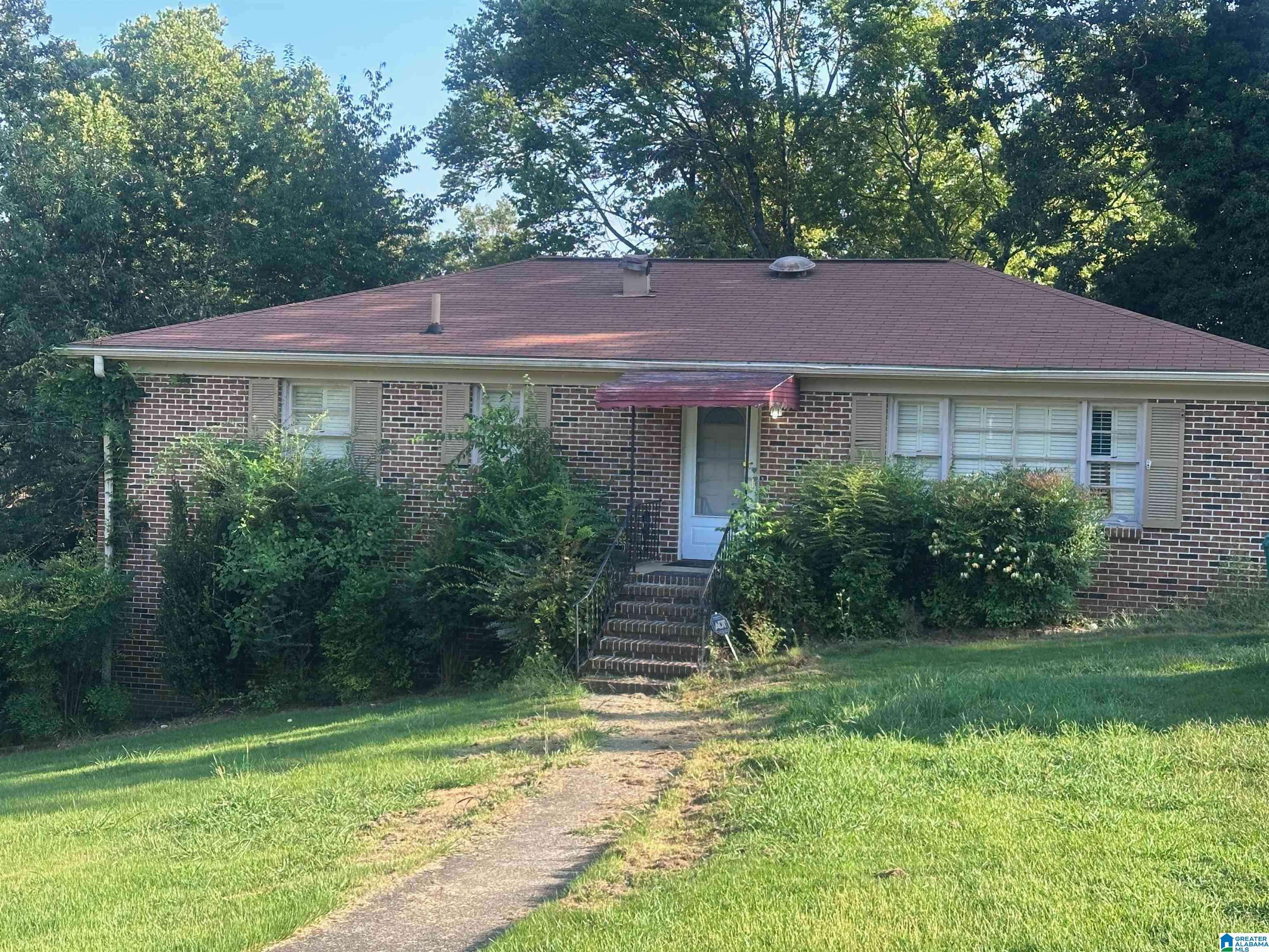 Birmingham, AL 35215,512 NW 26TH STREET