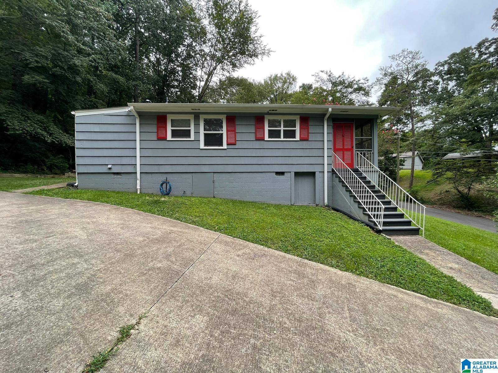 Birmingham, AL 35235,744 ROSE DRIVE
