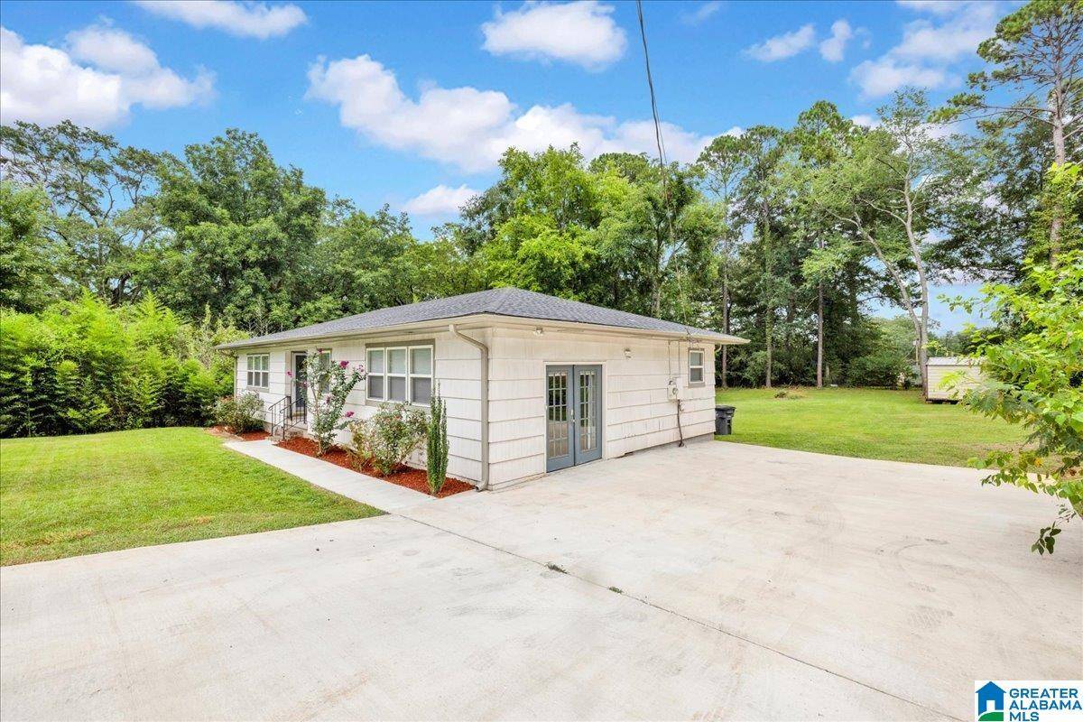 Bessemer, AL 35023,2033 30TH AVENUE N