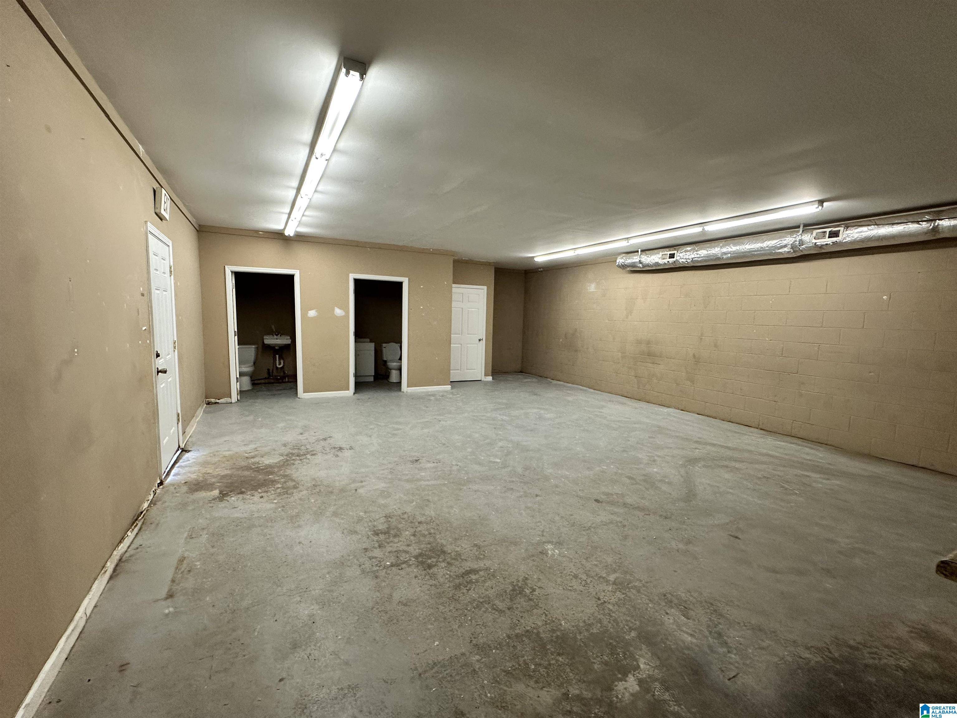 Anniston, AL 36207,401 S LEIGHTON AVENUE