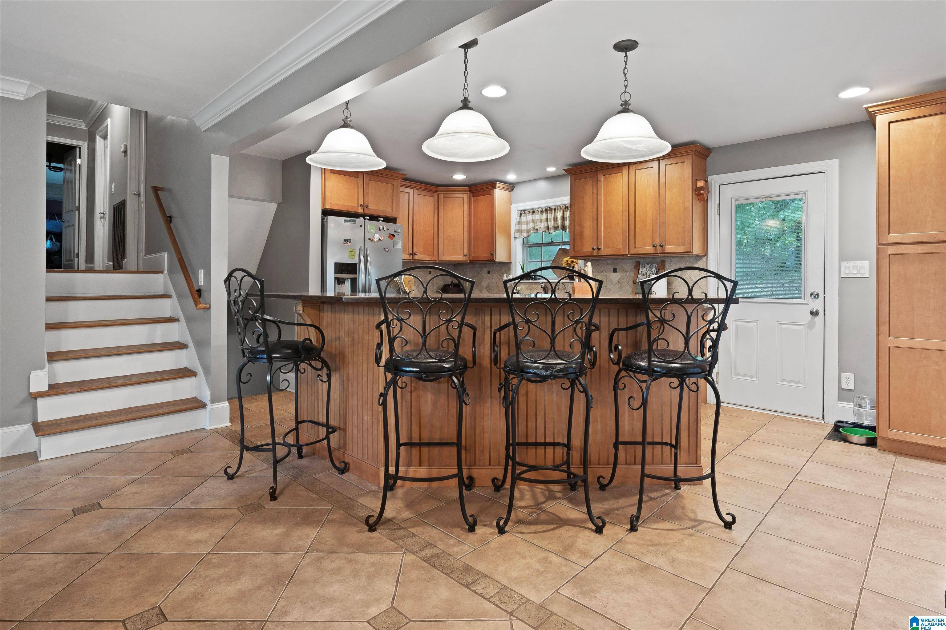 Columbiana, AL 35051,890 COUNTY ROAD 77