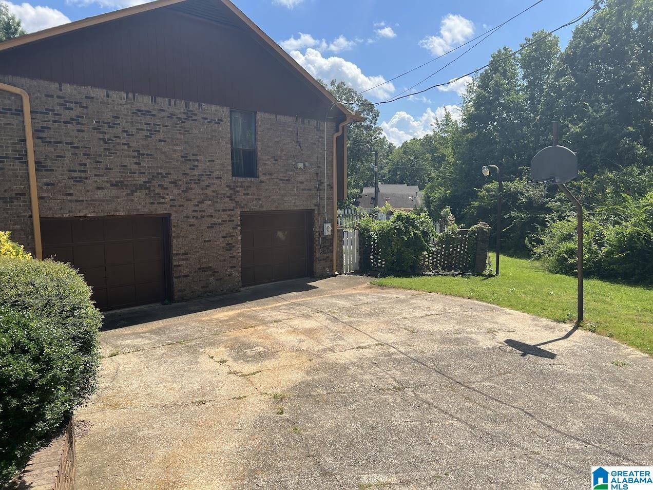 Birmingham, AL 35215,1301 OAK BROOK DRIVE NW