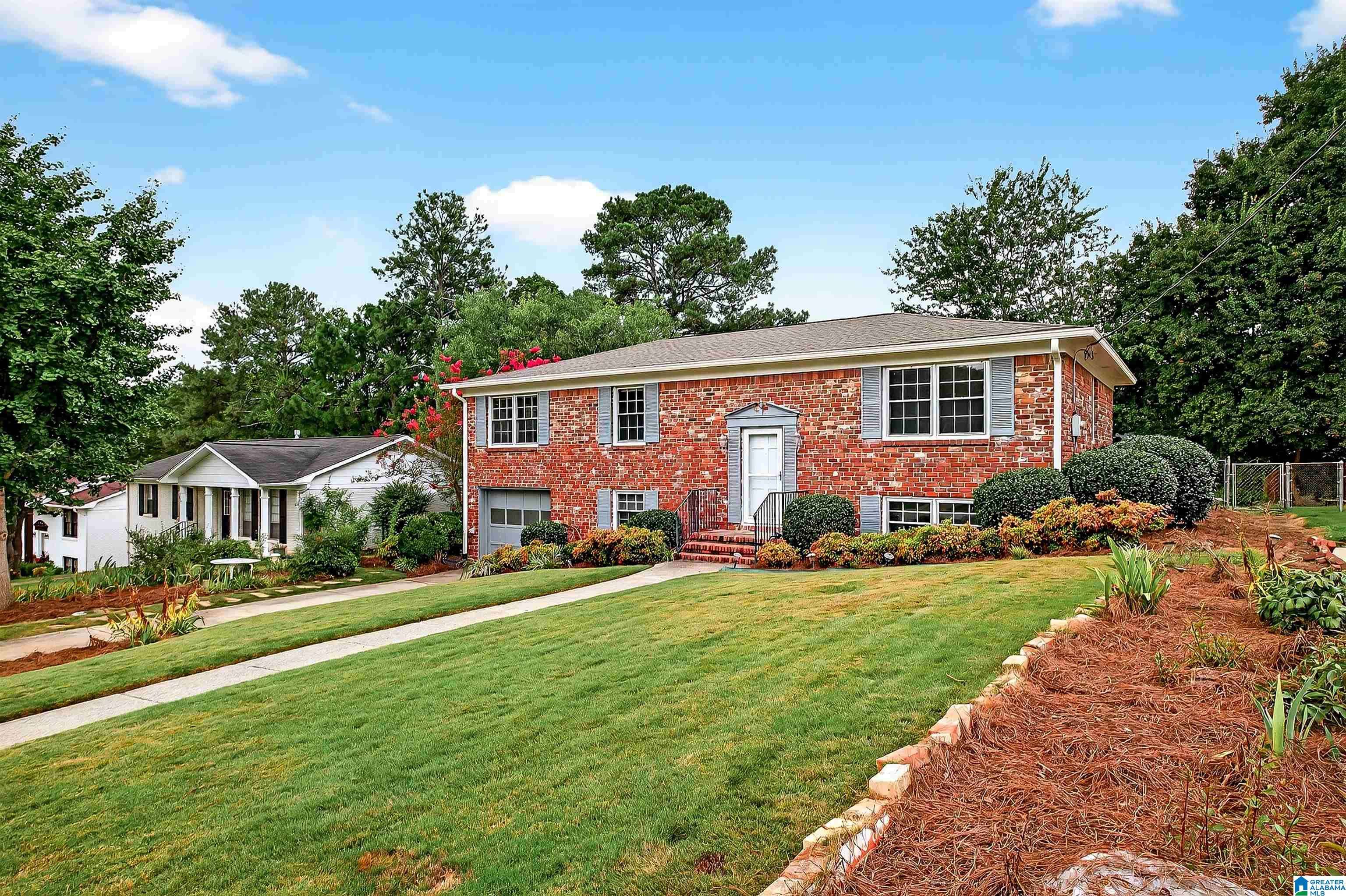 Homewood, AL 35209,536 EDGEKNOLL DRIVE