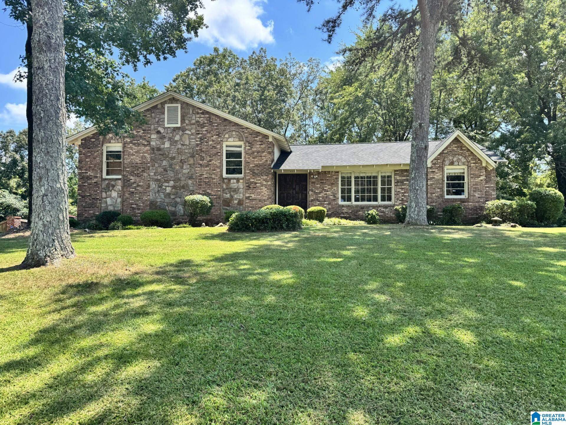 Center Point, AL 35215,113 FOX HILL DRIVE