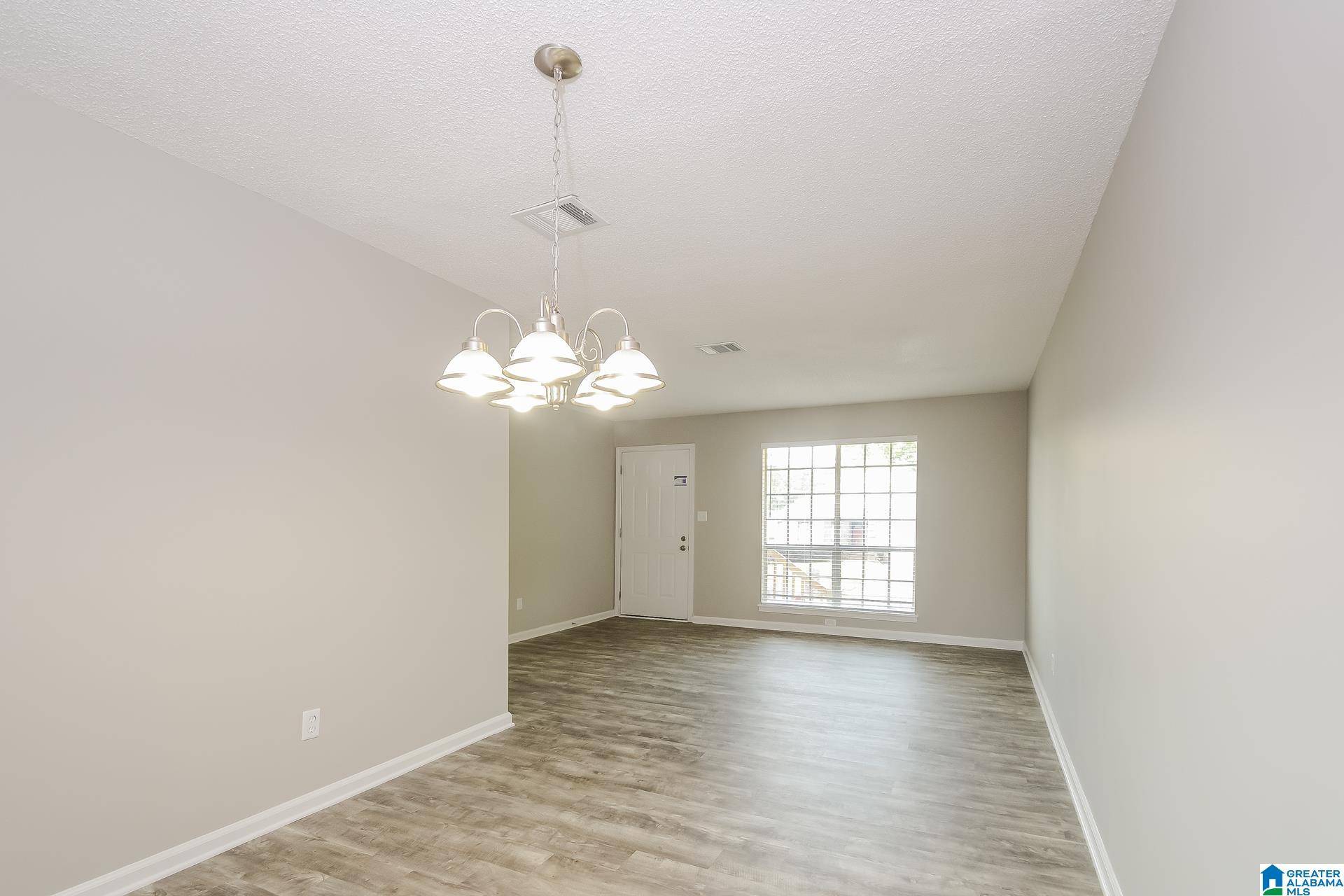 Birmingham, AL 35214,541 CLOSHIRE LANE