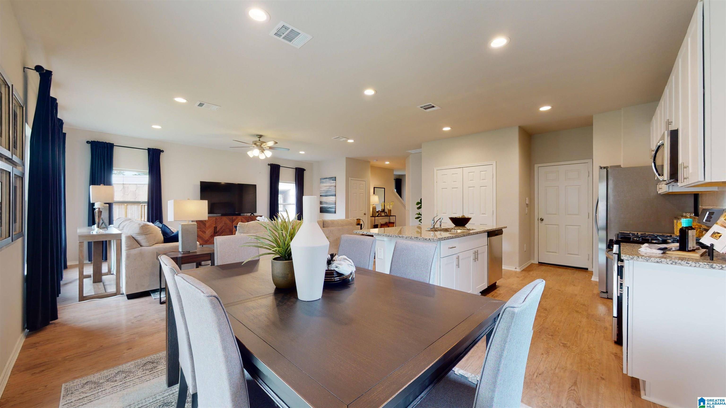 Childersburg, AL 35244,184 DOGWOOD STREET