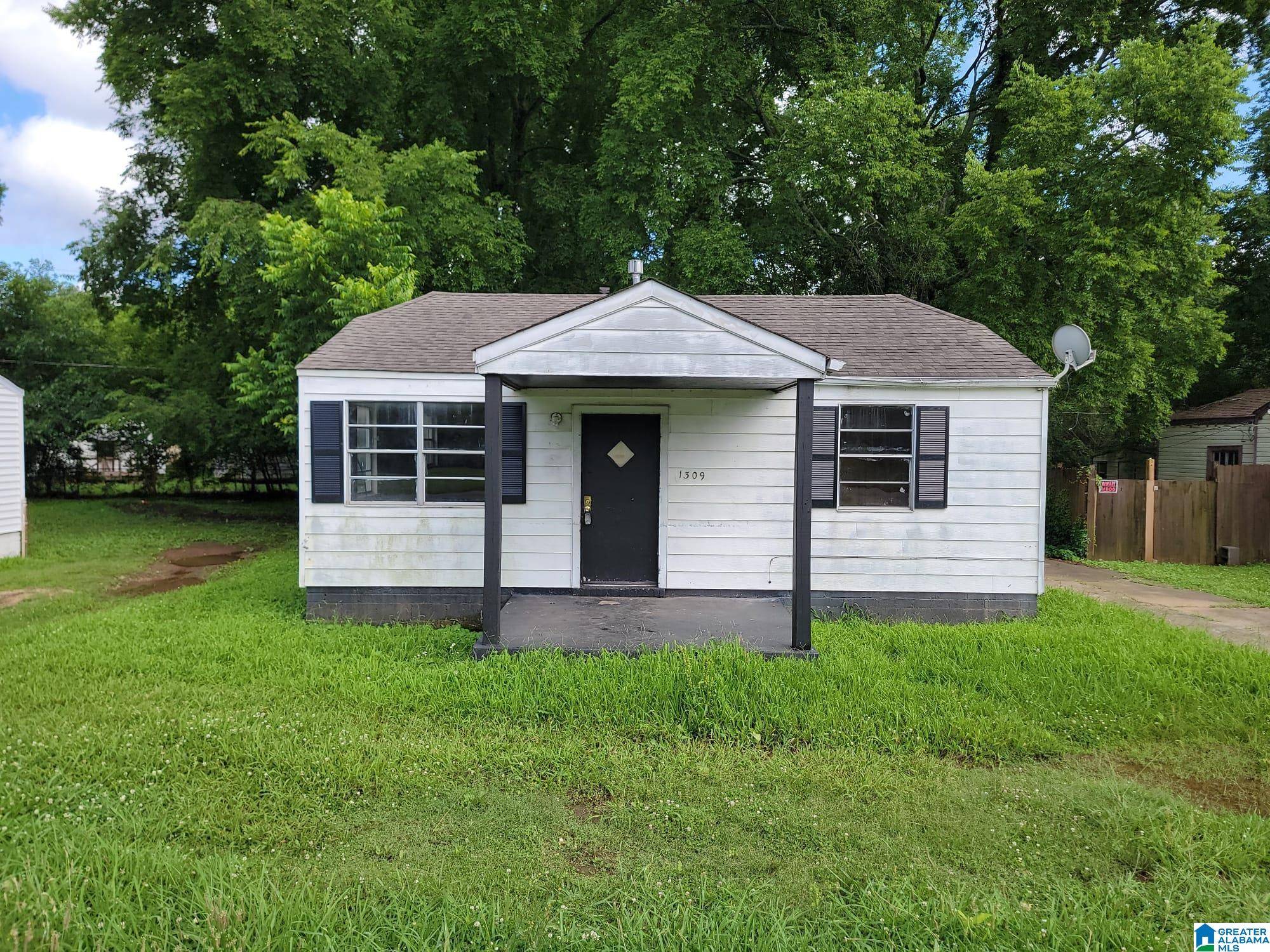 Midfield, AL 35228,1309 WOODWARD ROAD