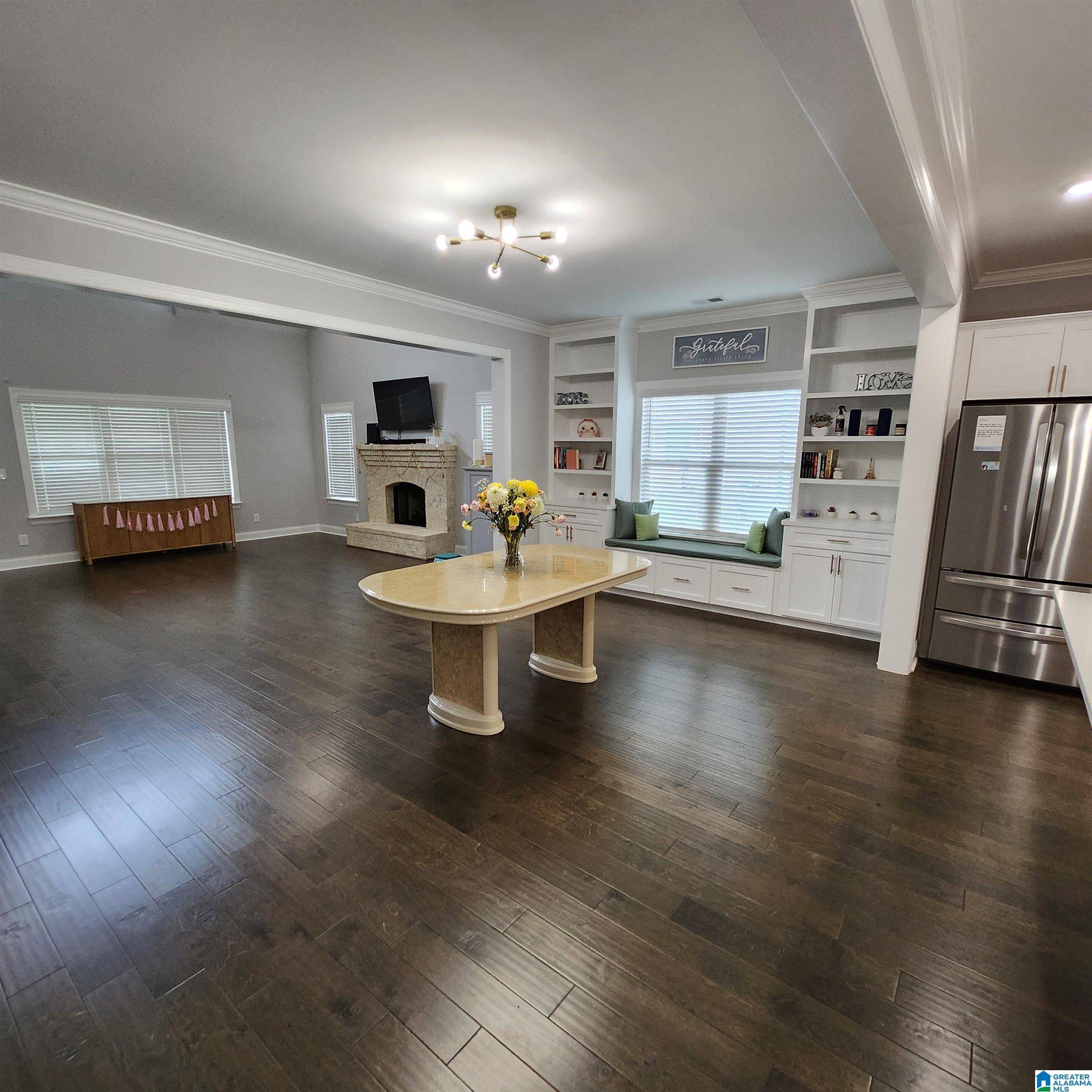 Pelham, AL 35124,3052 SIMMS LANDING