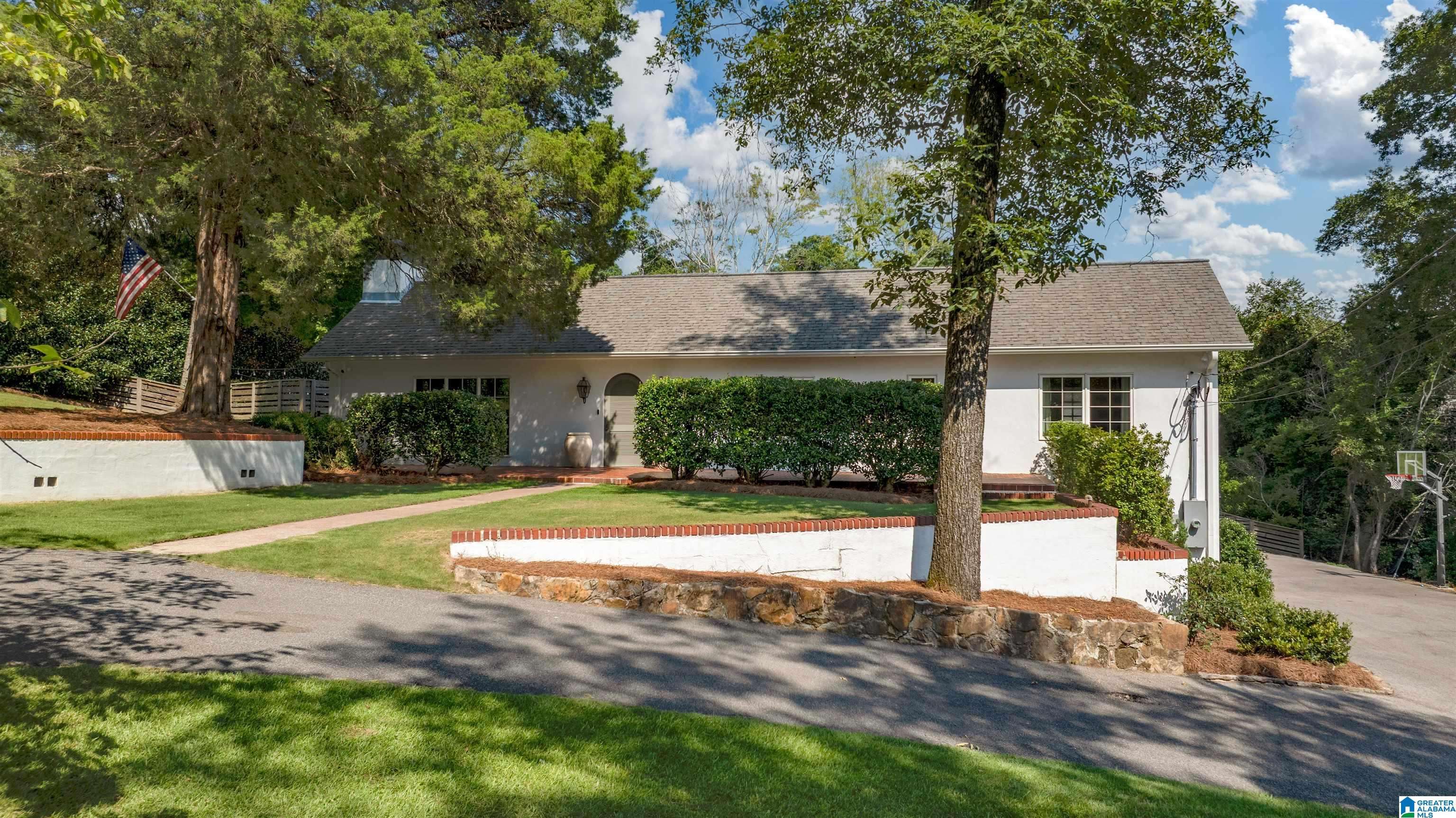 Mountain Brook, AL 35243,4225 CALDWELL MILL ROAD