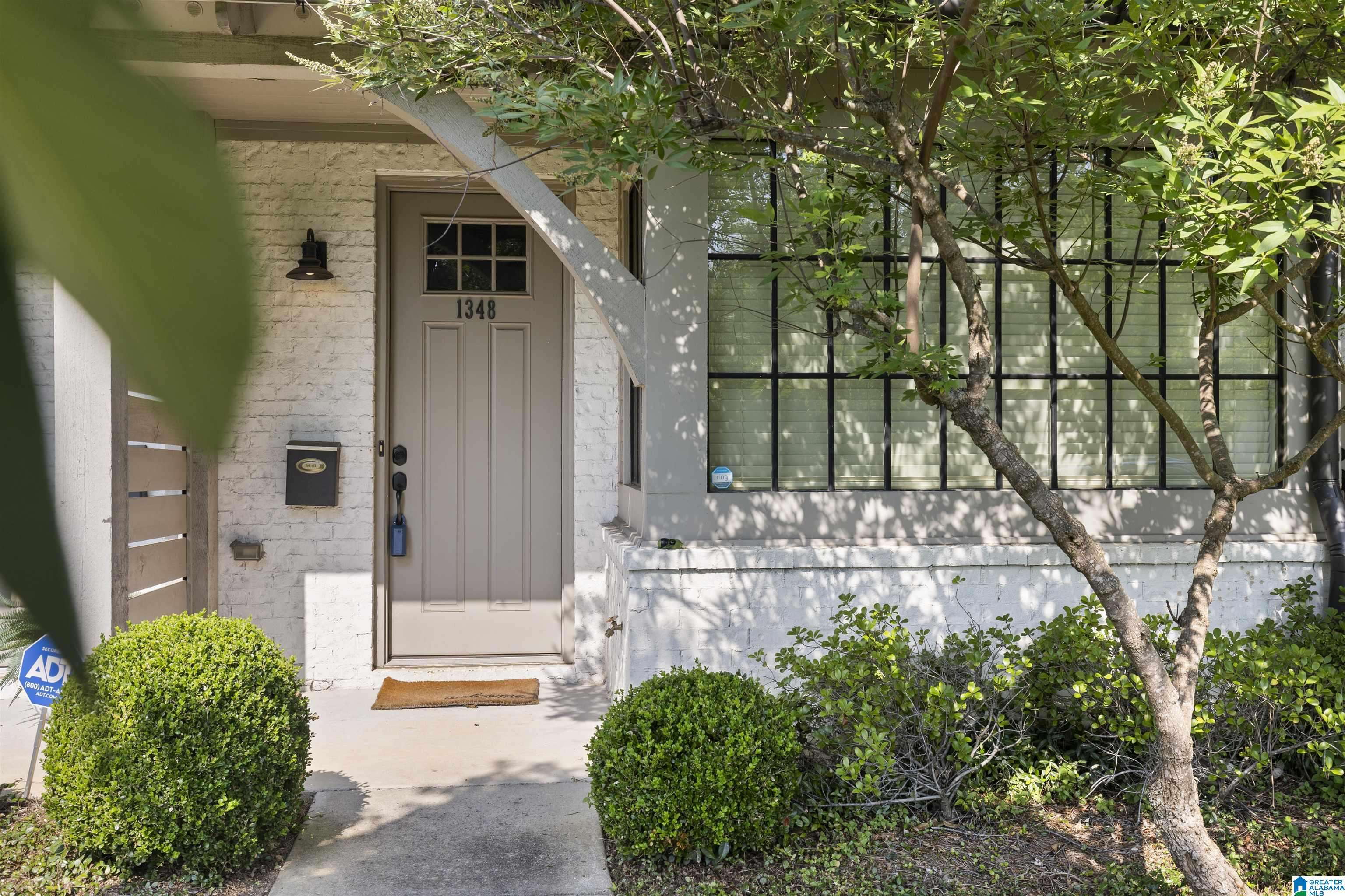 Birmingham, AL 35213,1348 CALASH AVENUE