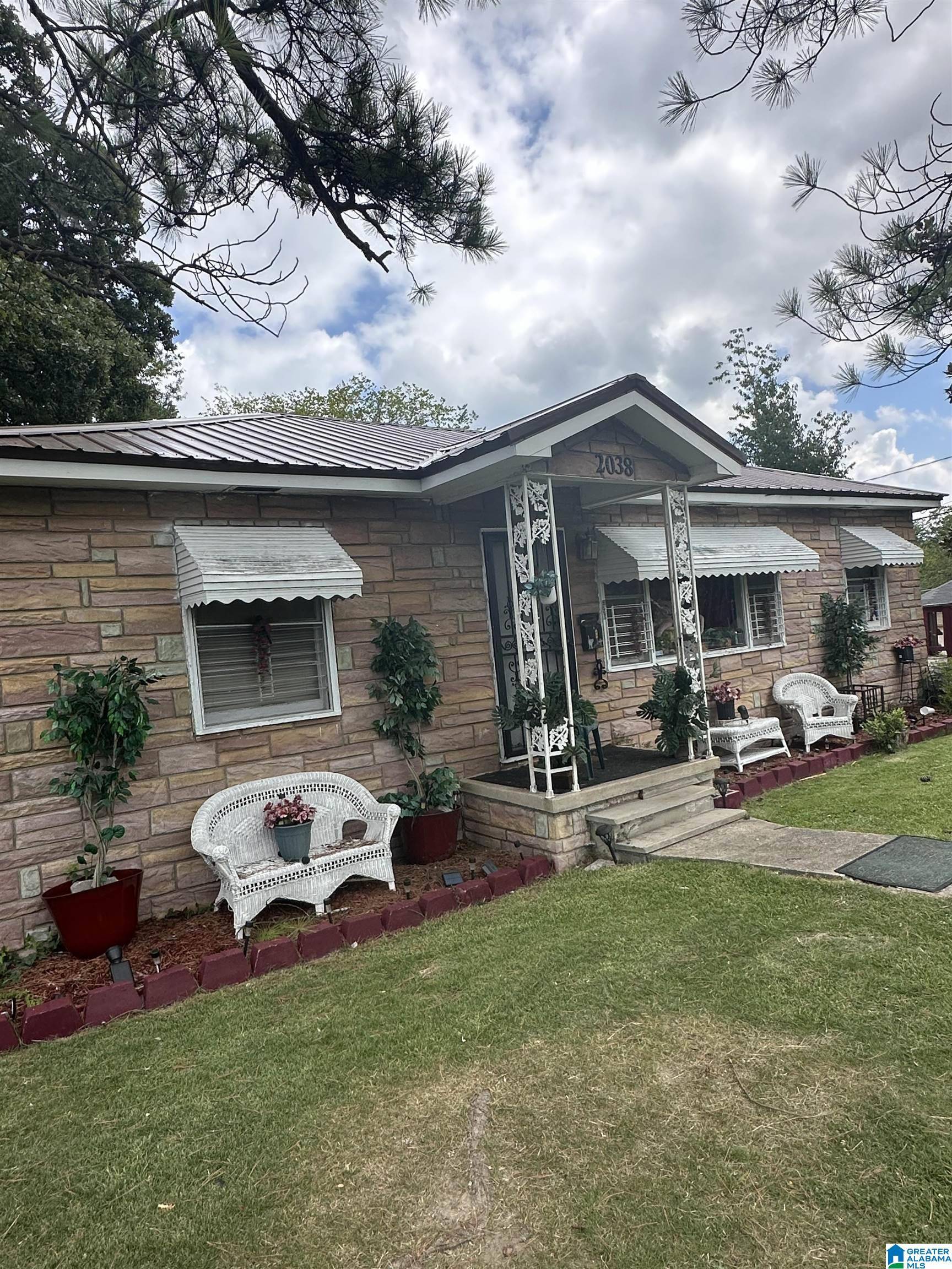 Tarrant, AL 35217,2038 WOODROW DRIVE