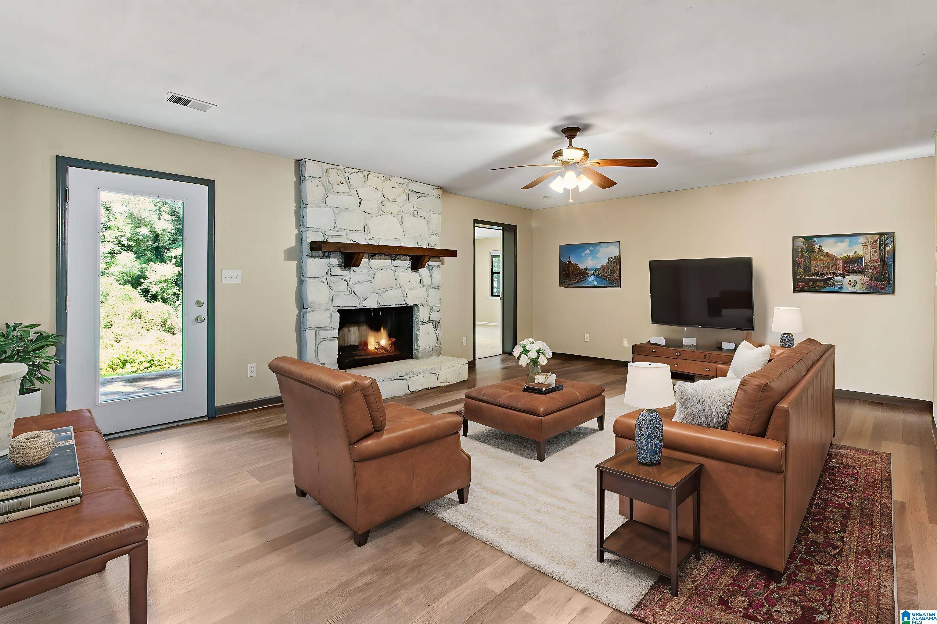 Pinson, AL 35126,5368 BALBOA AVENUE