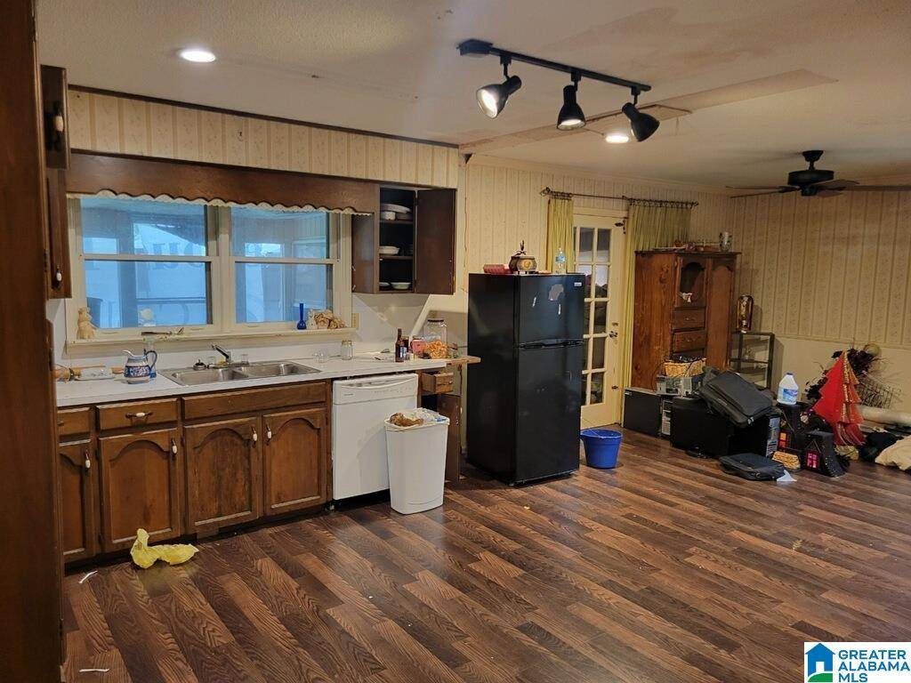 Hueytown, AL 35023,3338 CRESCENT DRIVE