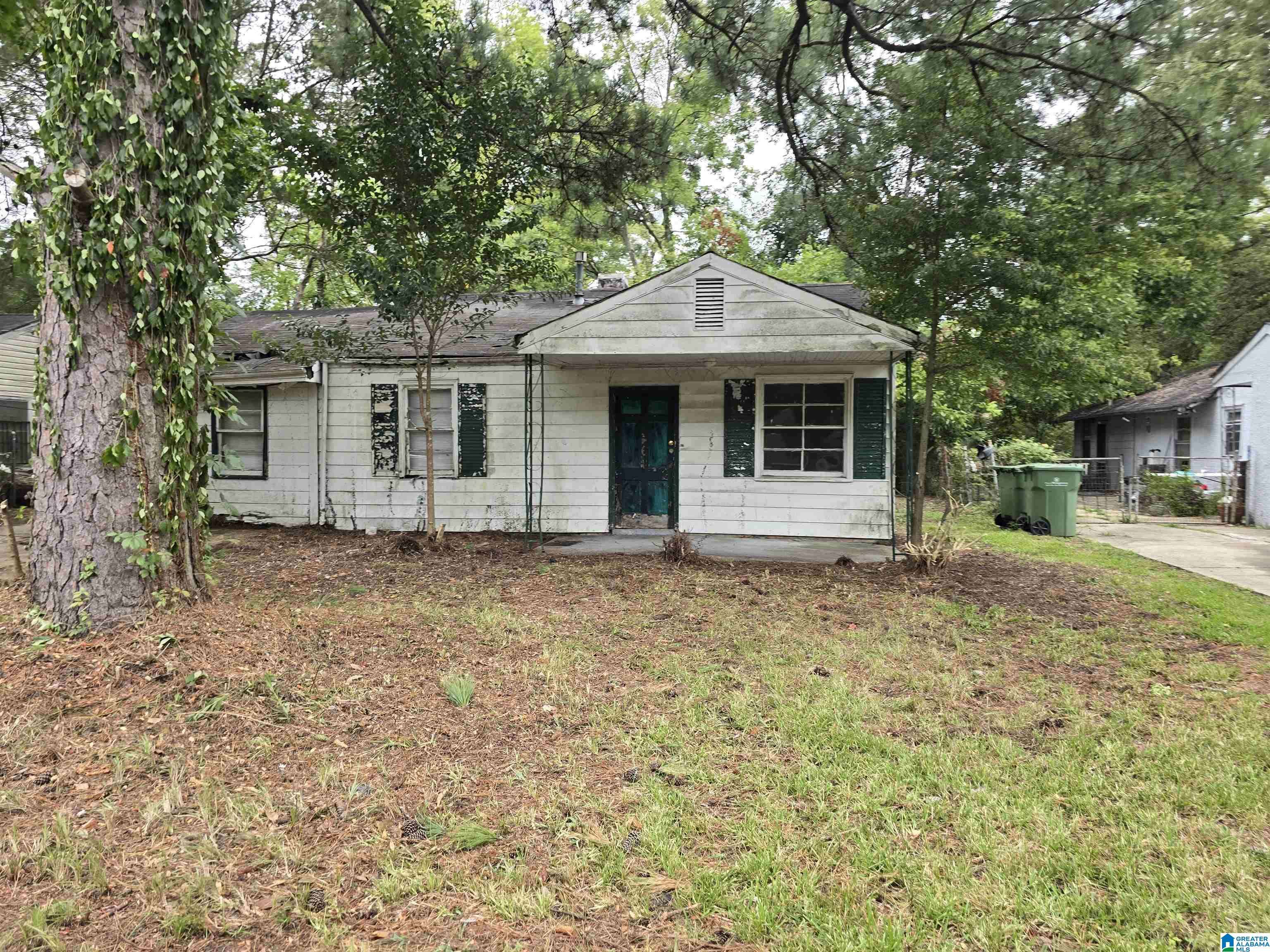 Montgomery, AL 36105,3862 HAPPINESS AVENUE