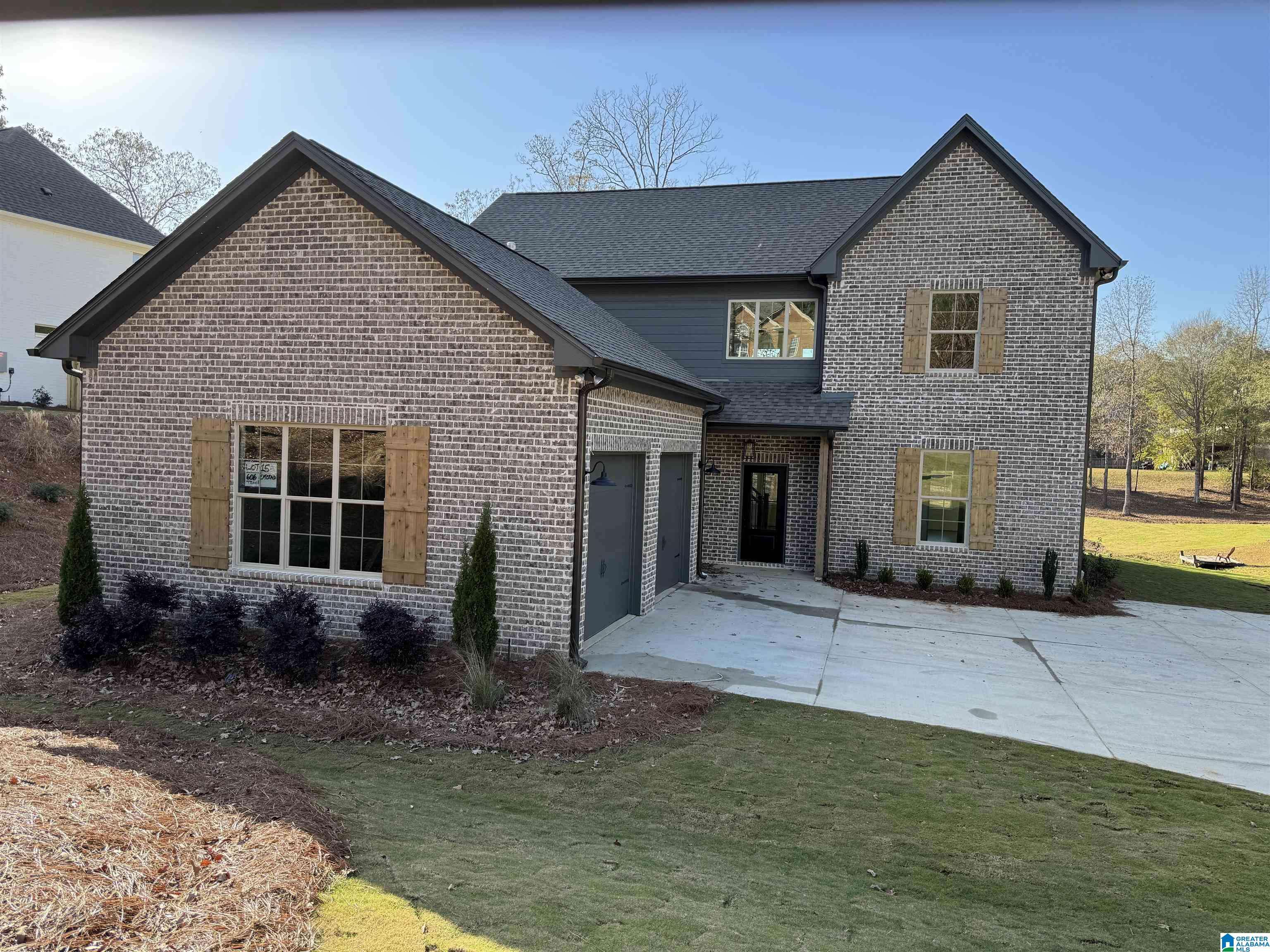 Chelsea, AL 35043,606 EMERALD TRACE