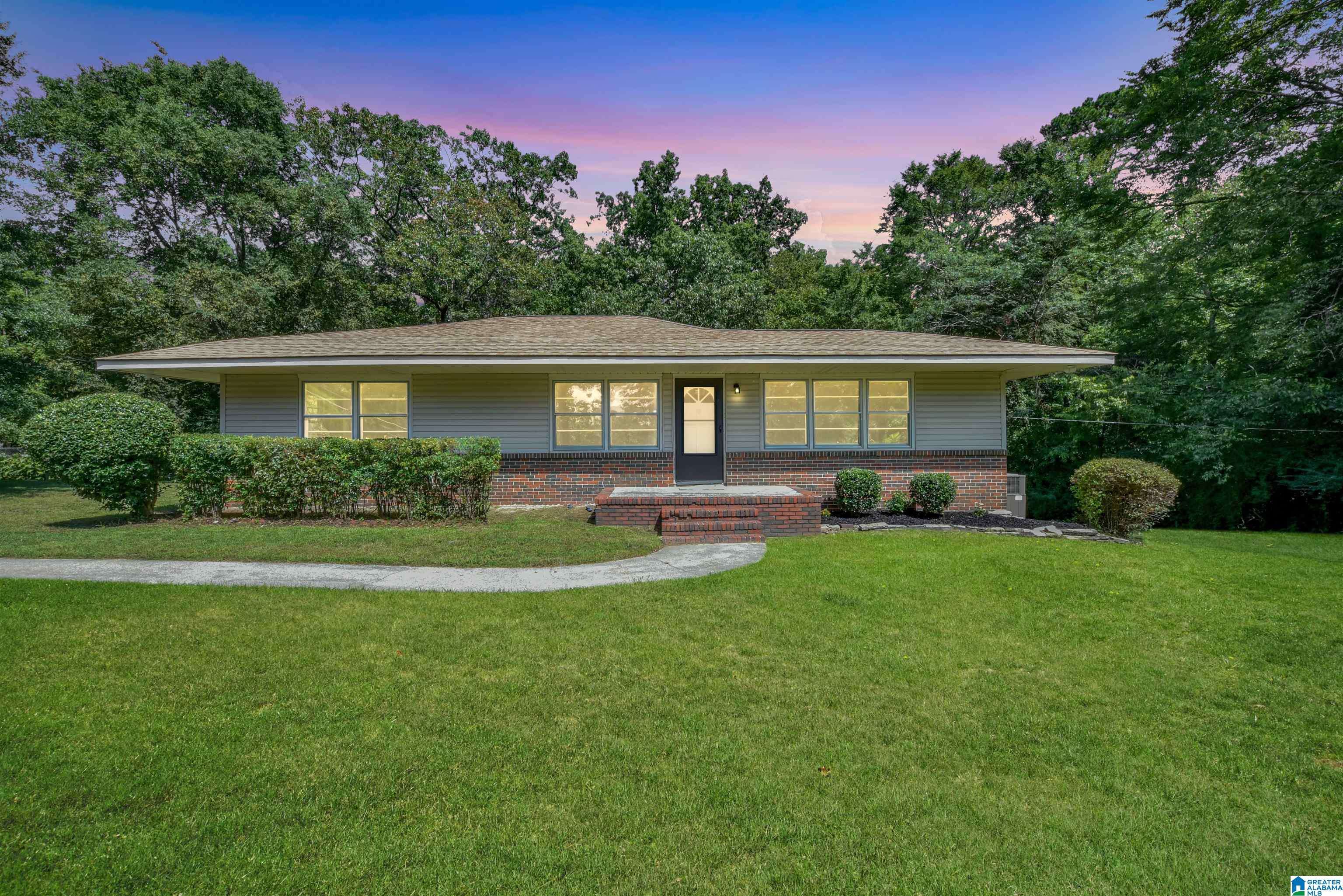 Center Point, AL 35215,2629 WOOD DRIVE NE