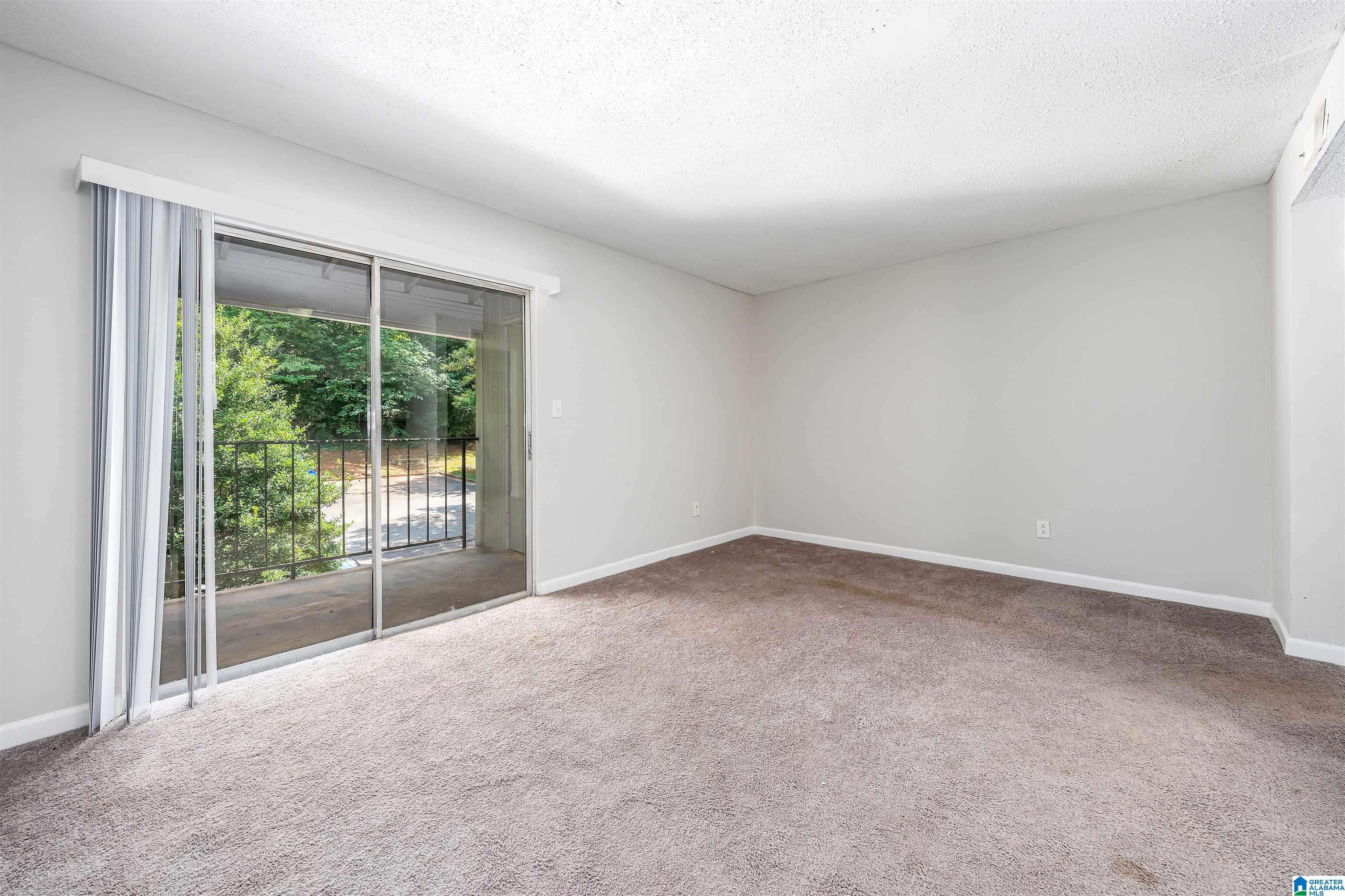 Birmingham, AL 35209,415 SKYVIEW DRIVE #J