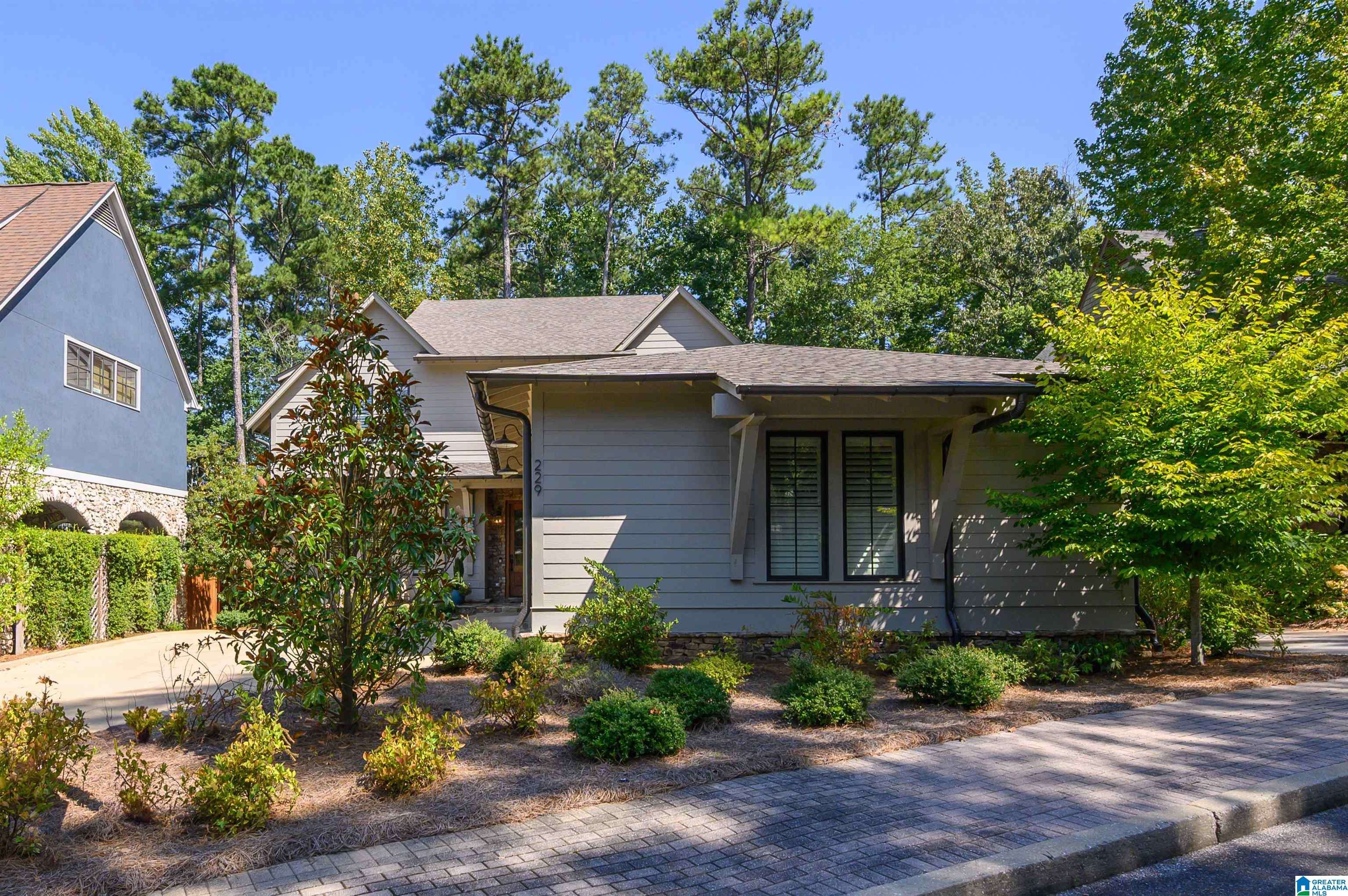 Birmingham, AL 35242,229 HAWTHORN STREET