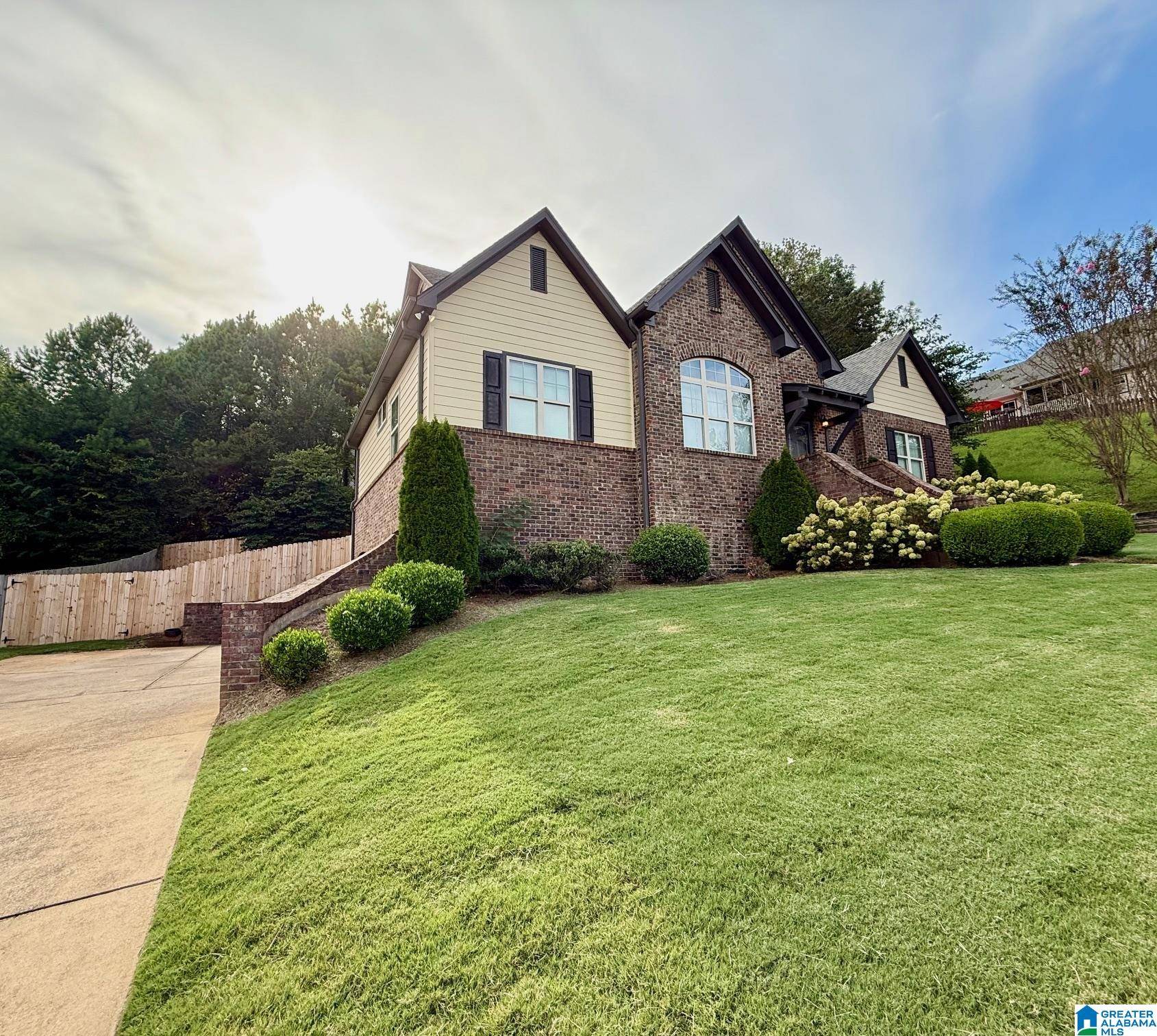 Leeds, AL 35094,2190 CLAIRMONT DRIVE