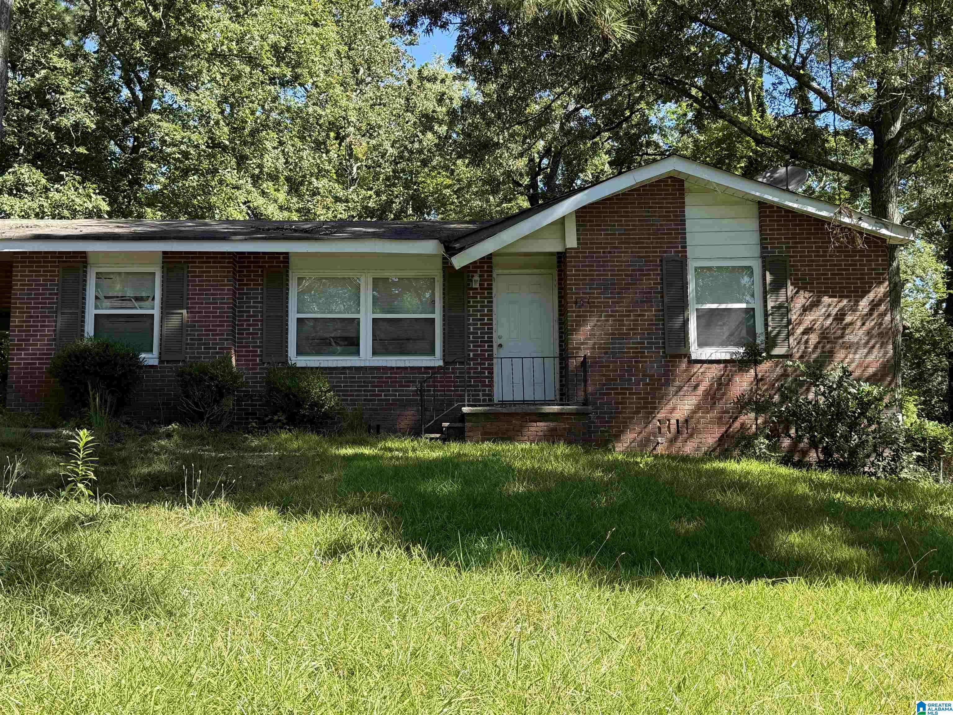 Center Point, AL 35215,424 13TH COURT NW