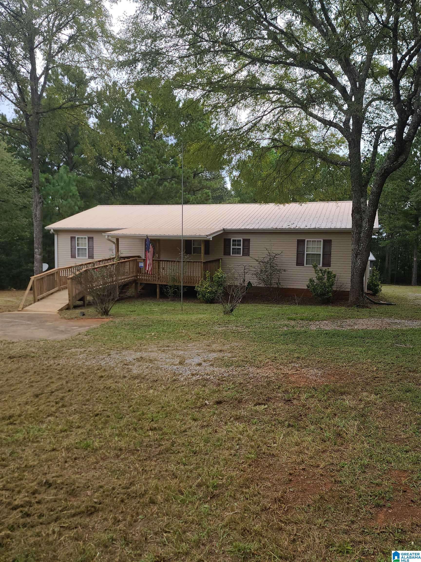 Talladega, AL 35160,121 WILLS LANE