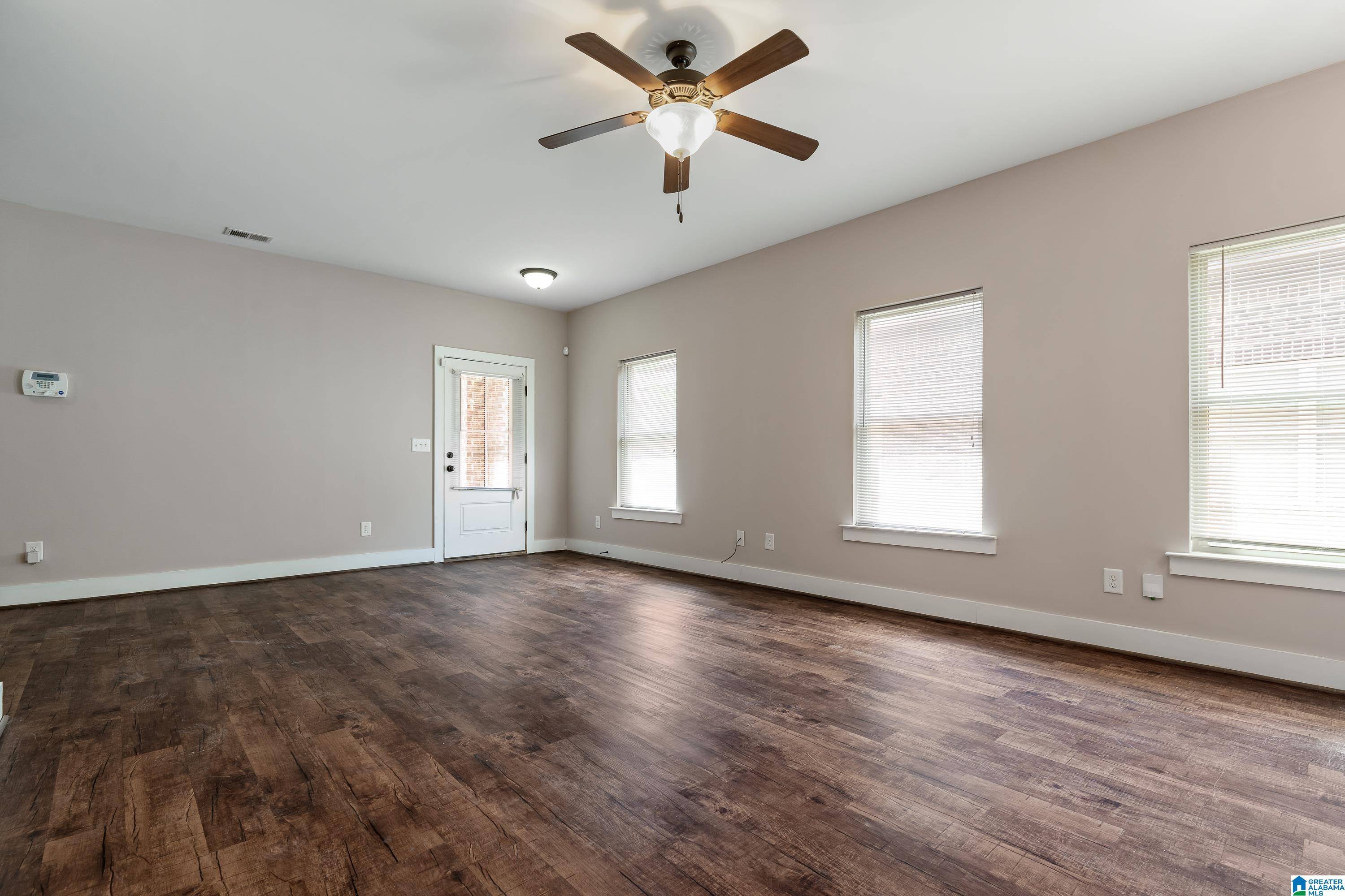 Hoover, AL 35244,5581 PARK SIDE ROAD