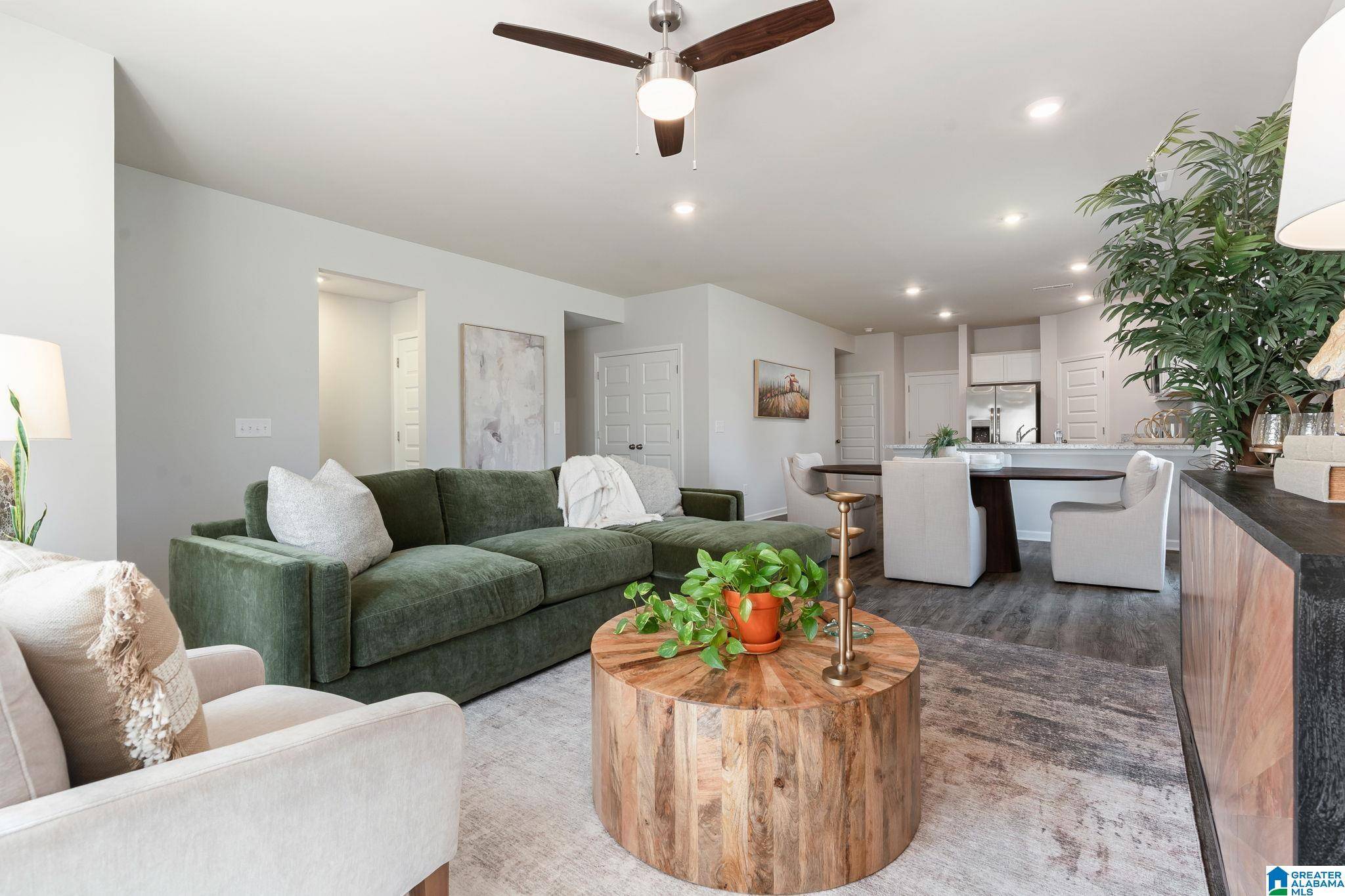 Calera, AL 35040,612 KLYNES DRIVE