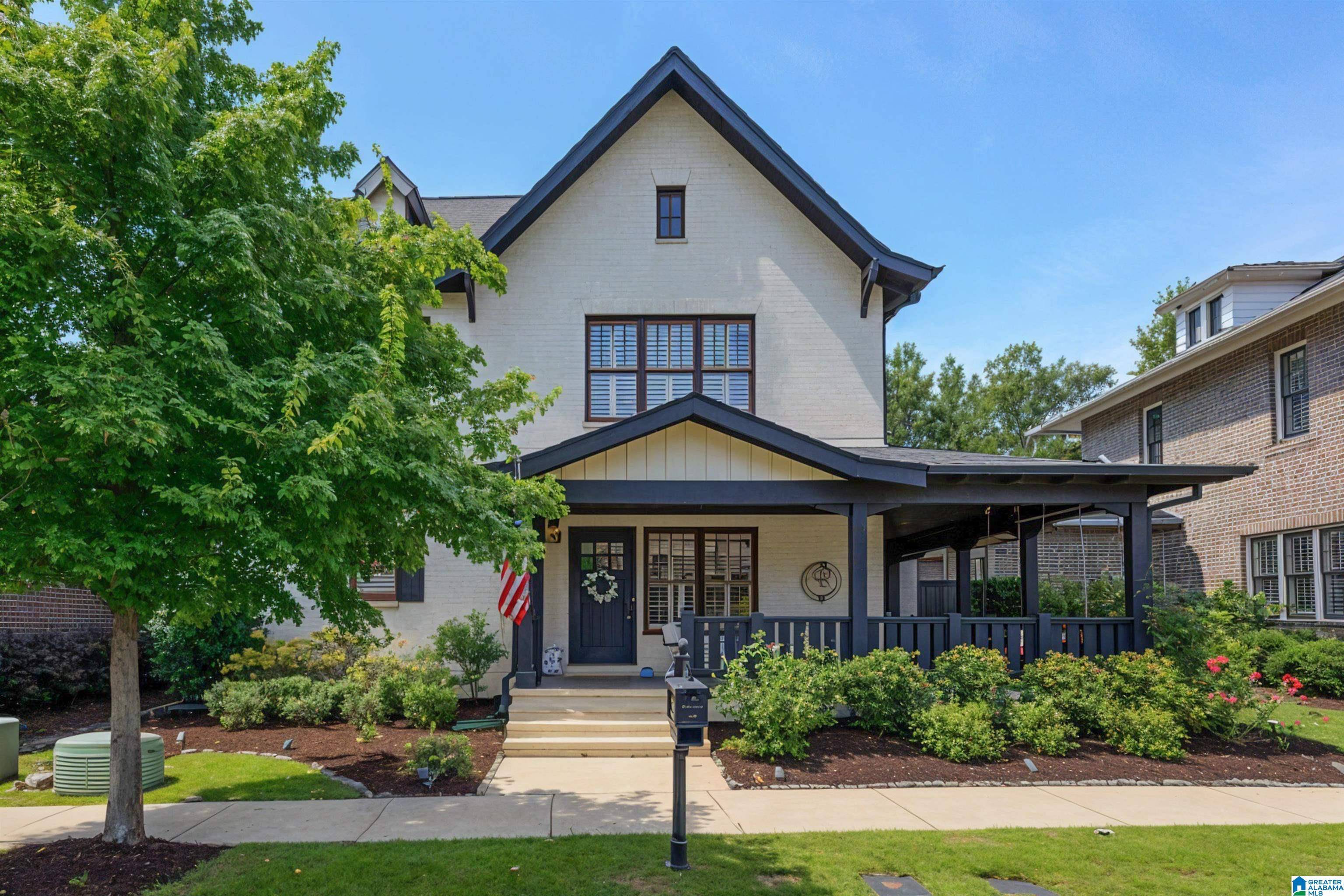 Hoover, AL 35226,2438 NORTHAMPTON DRIVE