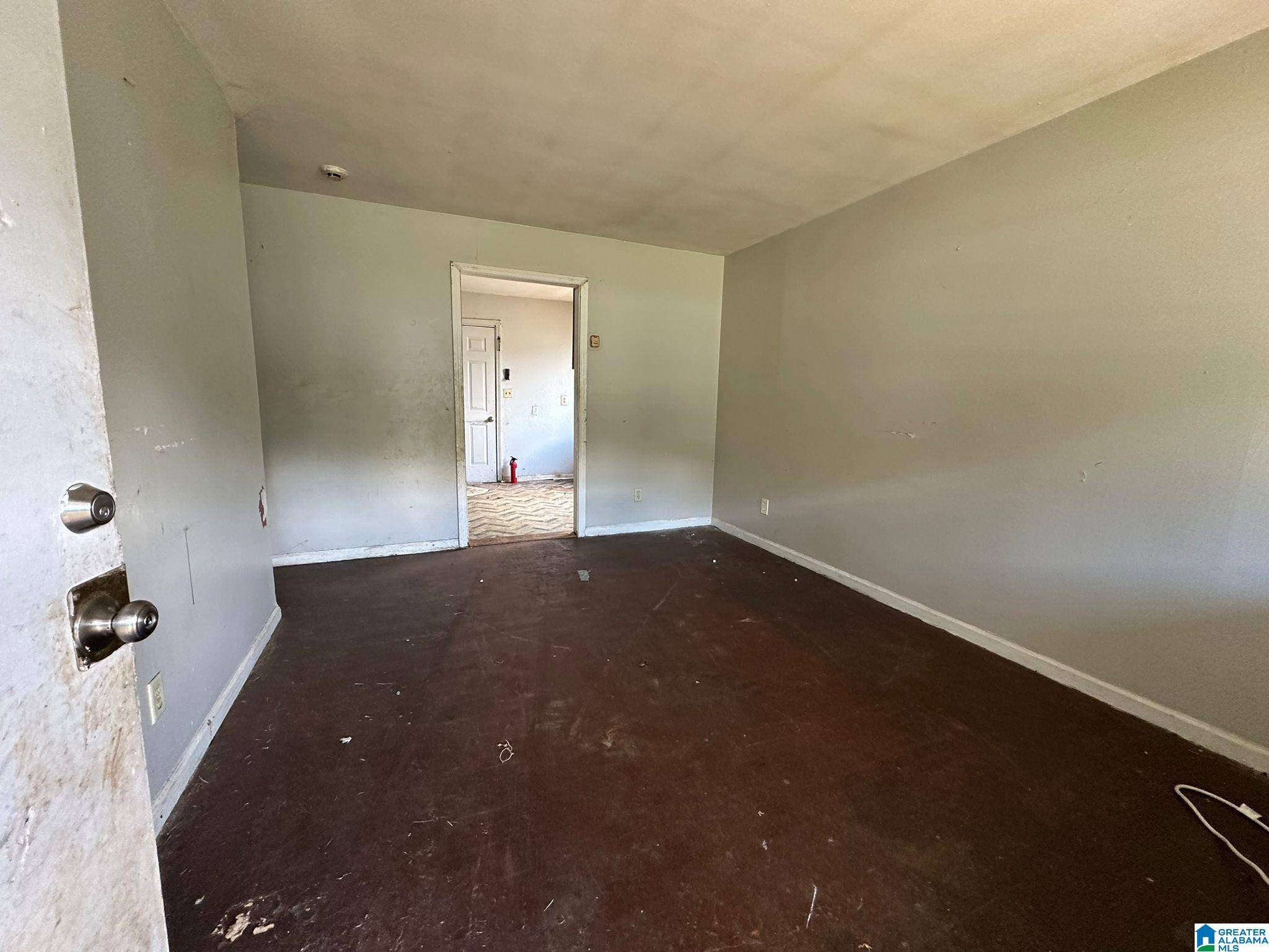 Birmingham, AL 35221,2812 32ND PLACE