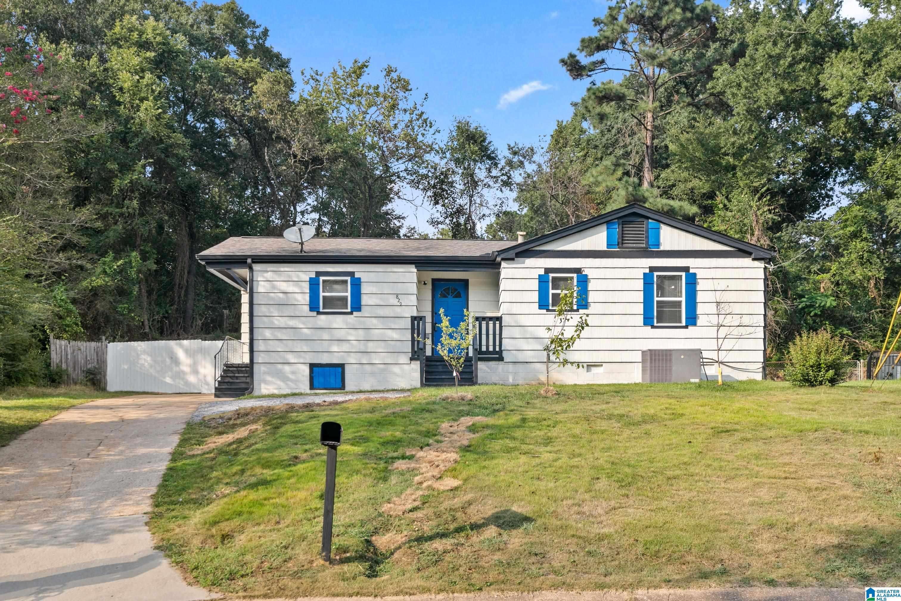 Birmingham, AL 35228,829 ALDEN AVENUE