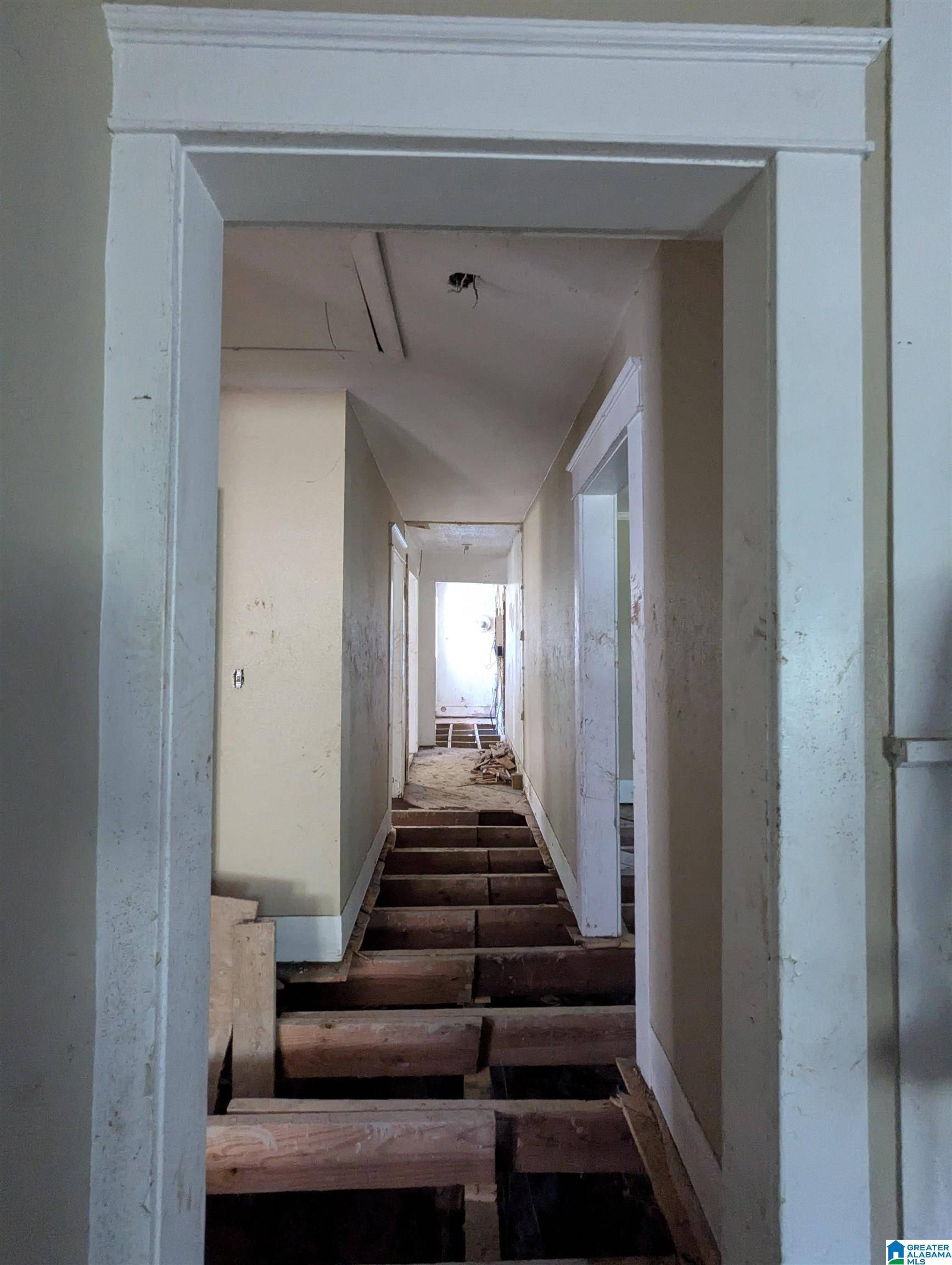 Birmingham, AL 35206,8632 1ST COURT N