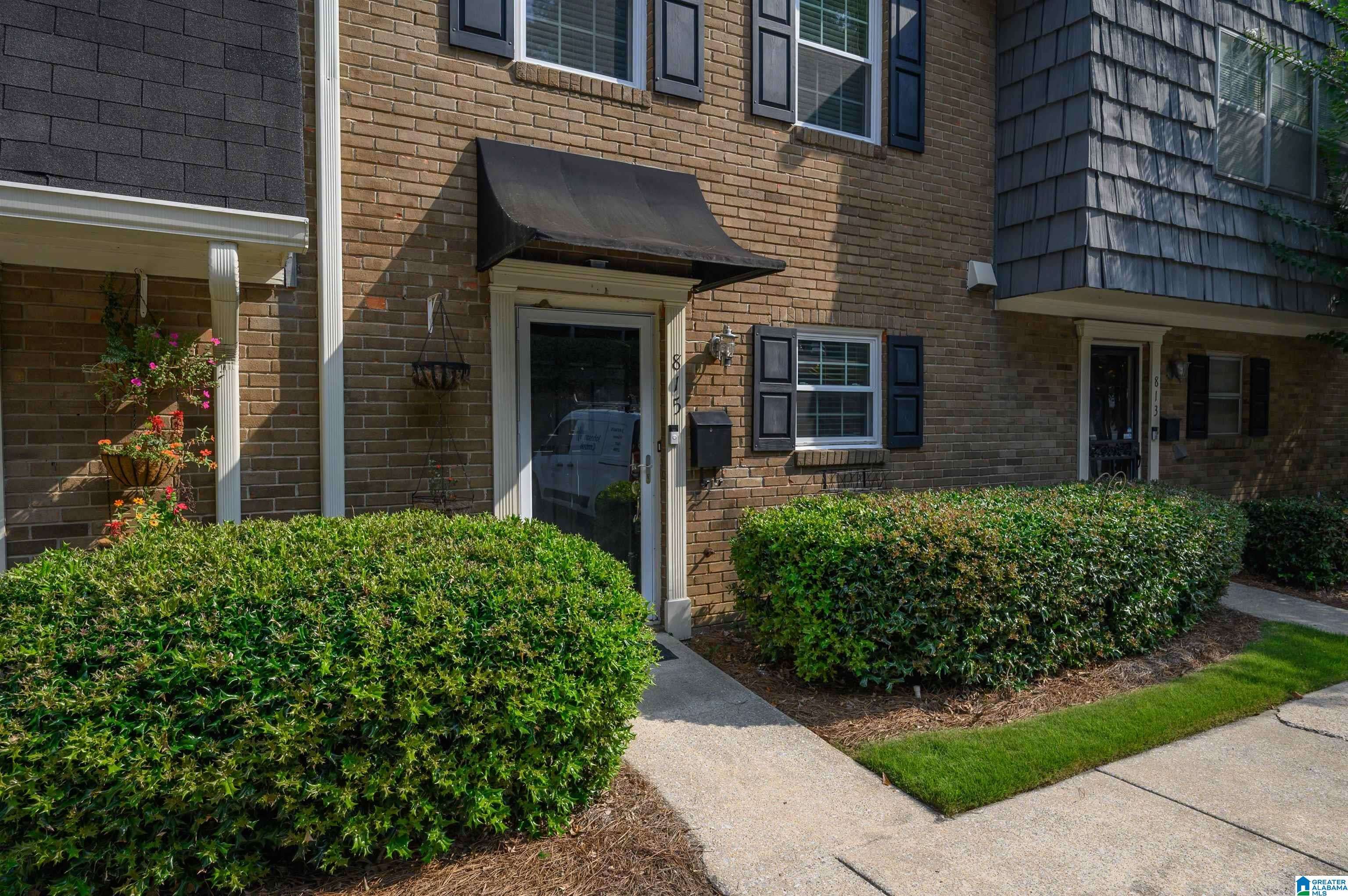 Vestavia Hills, AL 35226,815 VESTAVIA VILLA COURT #815