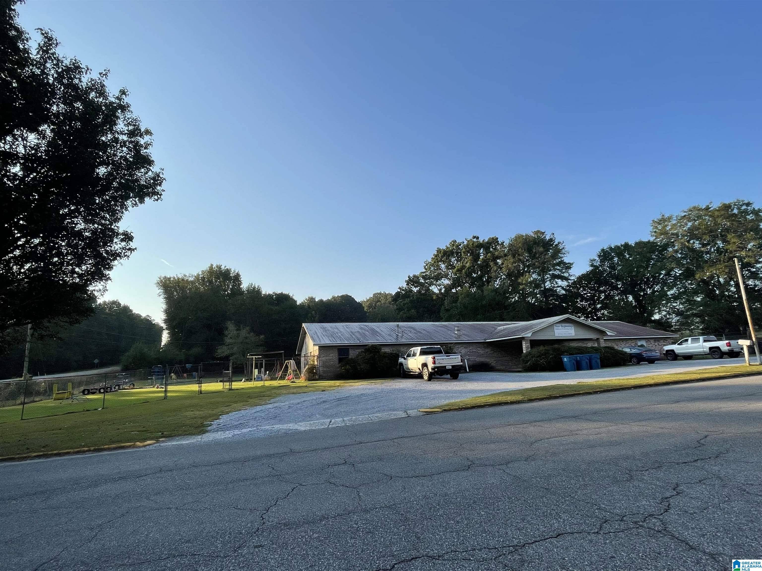 Talladega, AL 35160,1350 E MCMILLAN STREET E