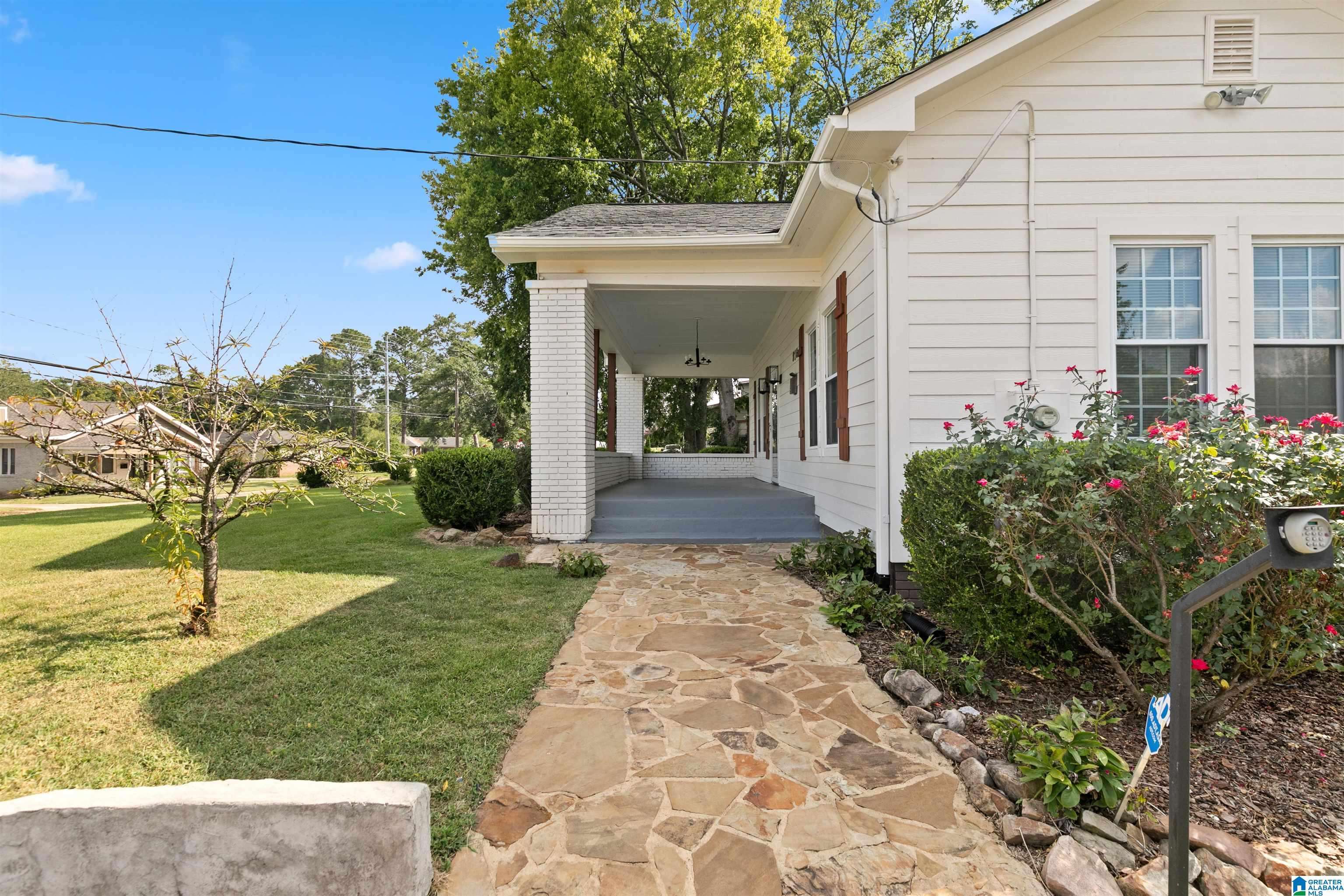 Birmingham, AL 35211,876 GOLDWIRE STREET