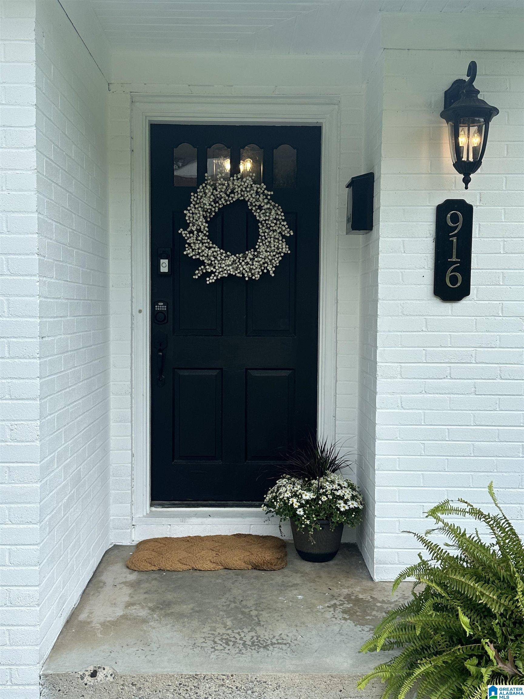 Gadsden, AL 35901,916 EDGEWOOD DRIVE