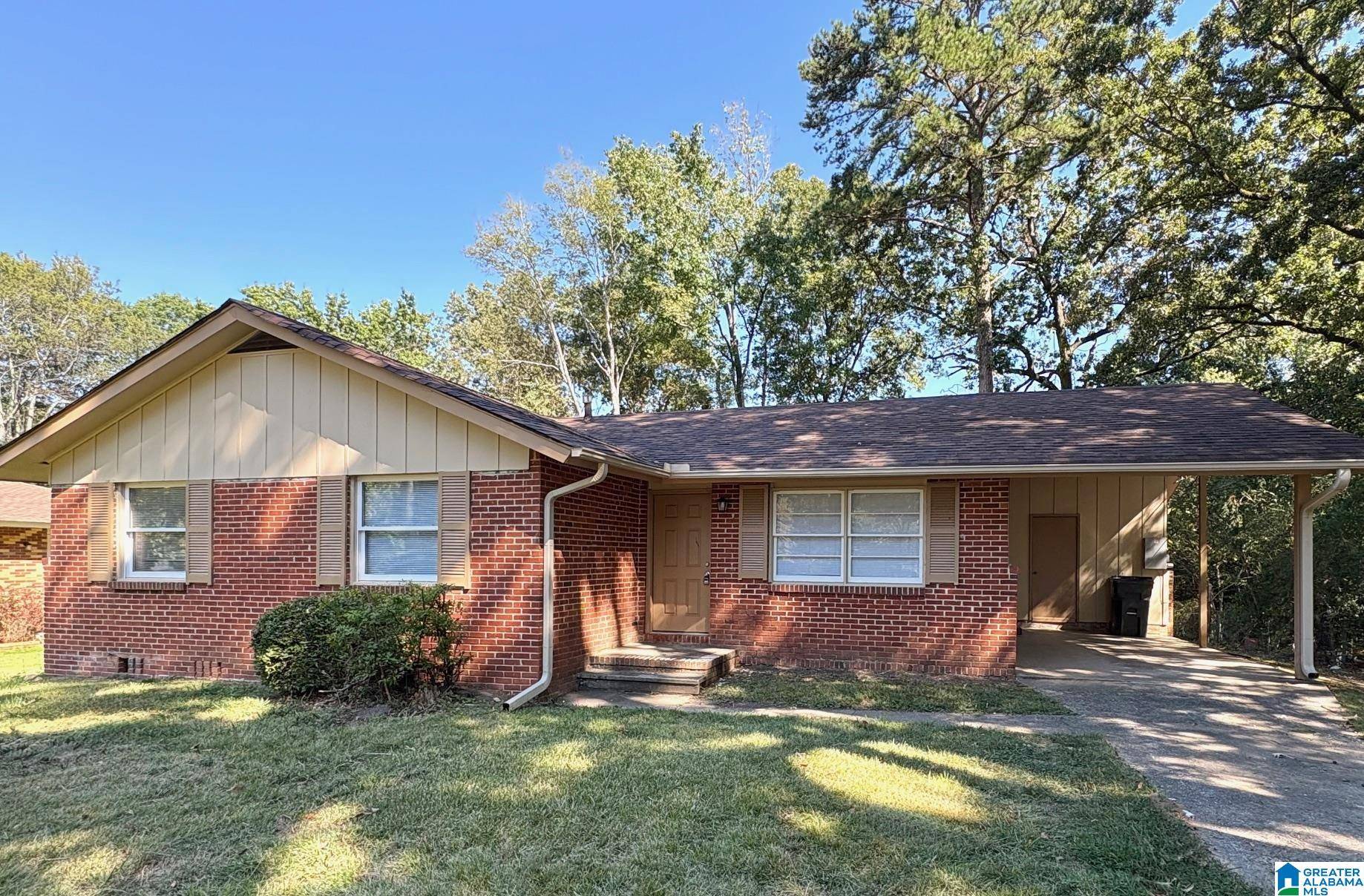 Center Point, AL 35215,412 16TH COURT NW